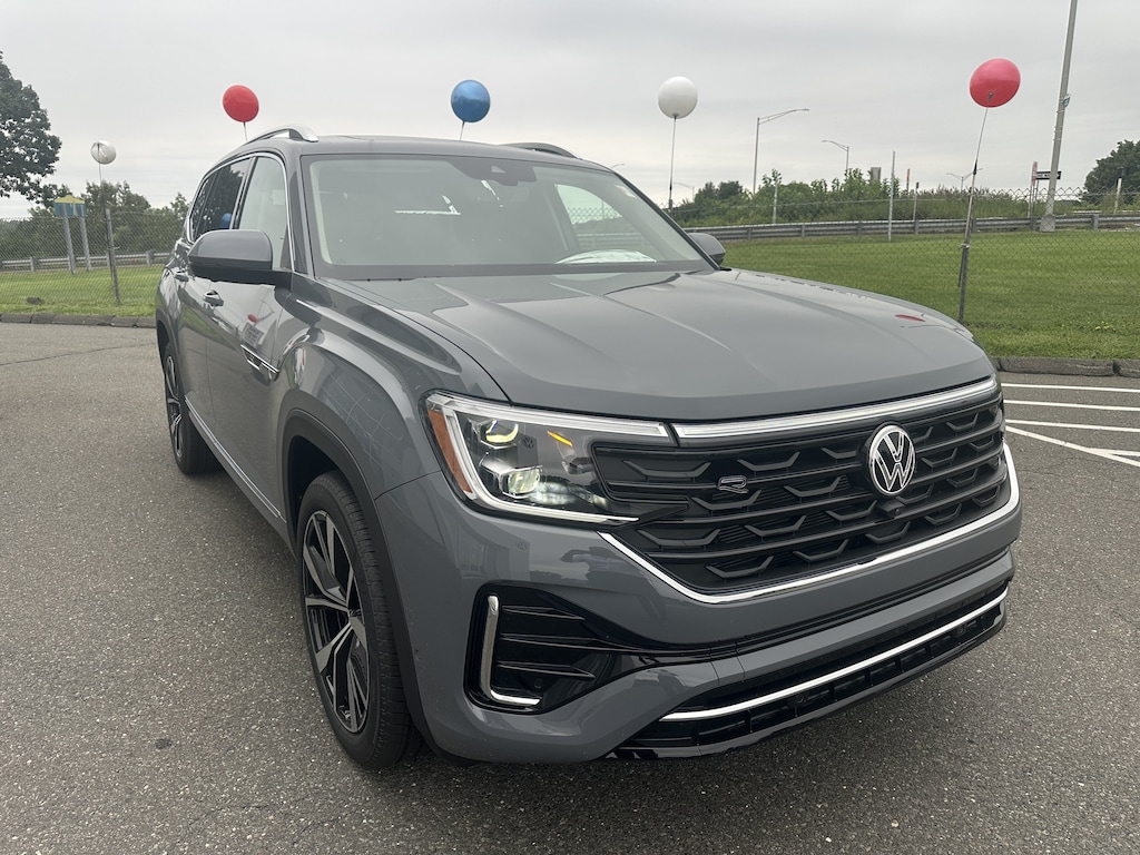 New 2026 Volkswagen Atlas 2.0T SEL Premium R-Line 2.0T SEL Premium R-Line 4MOTION
