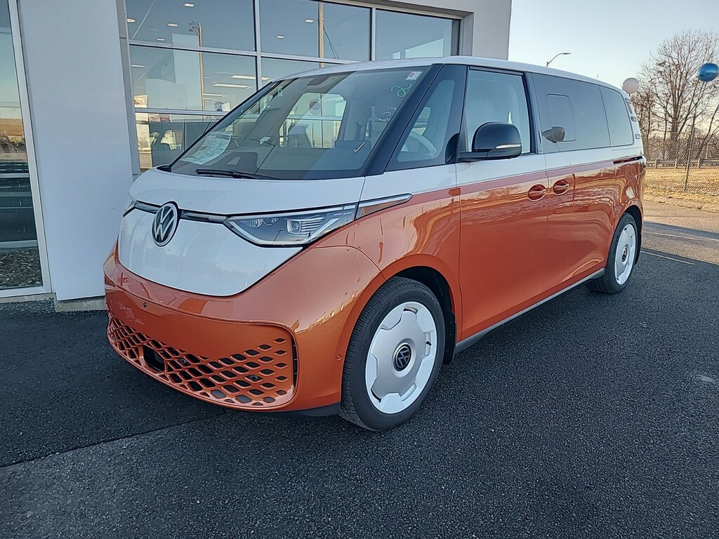New 2025 Volkswagen ID. Buzz 1st Edition 1st Edition 4MOTION w/Two-Tone