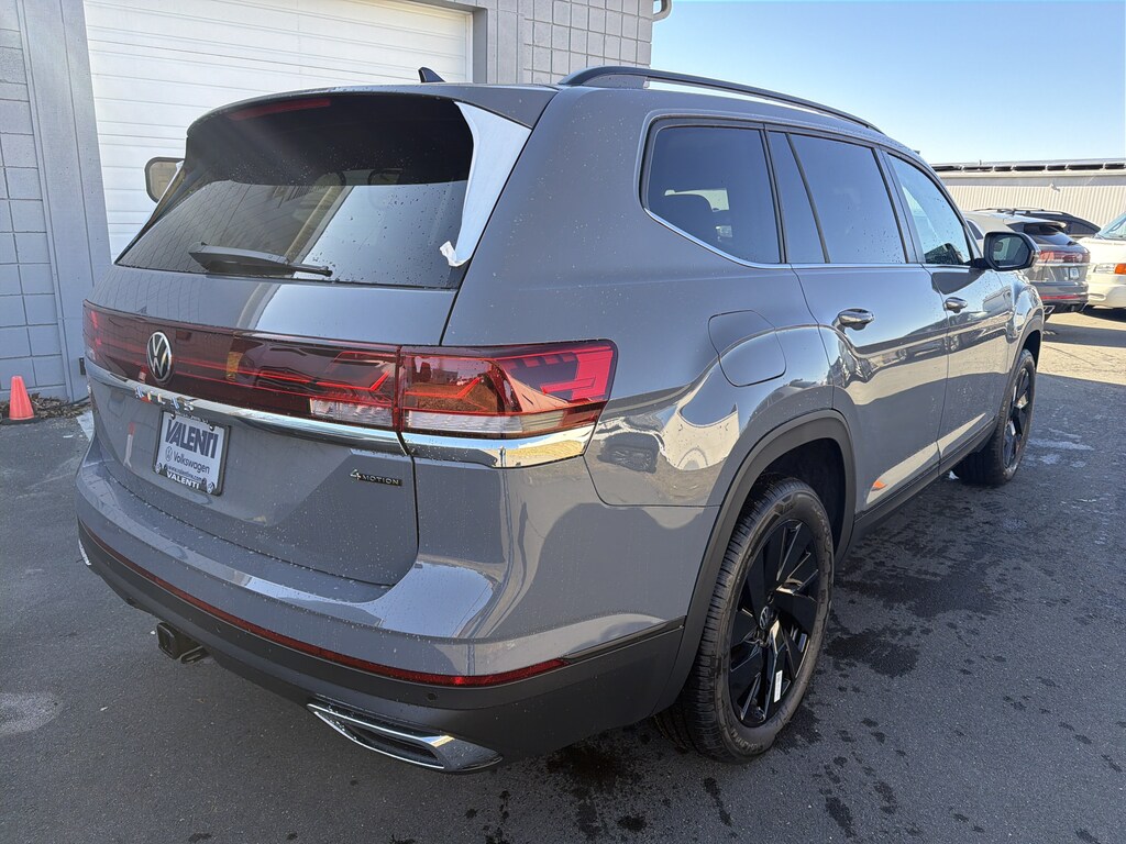 New 2026 Volkswagen Atlas 2.0T SE w/Technology 2.0T SE w/Technology 4MOTION