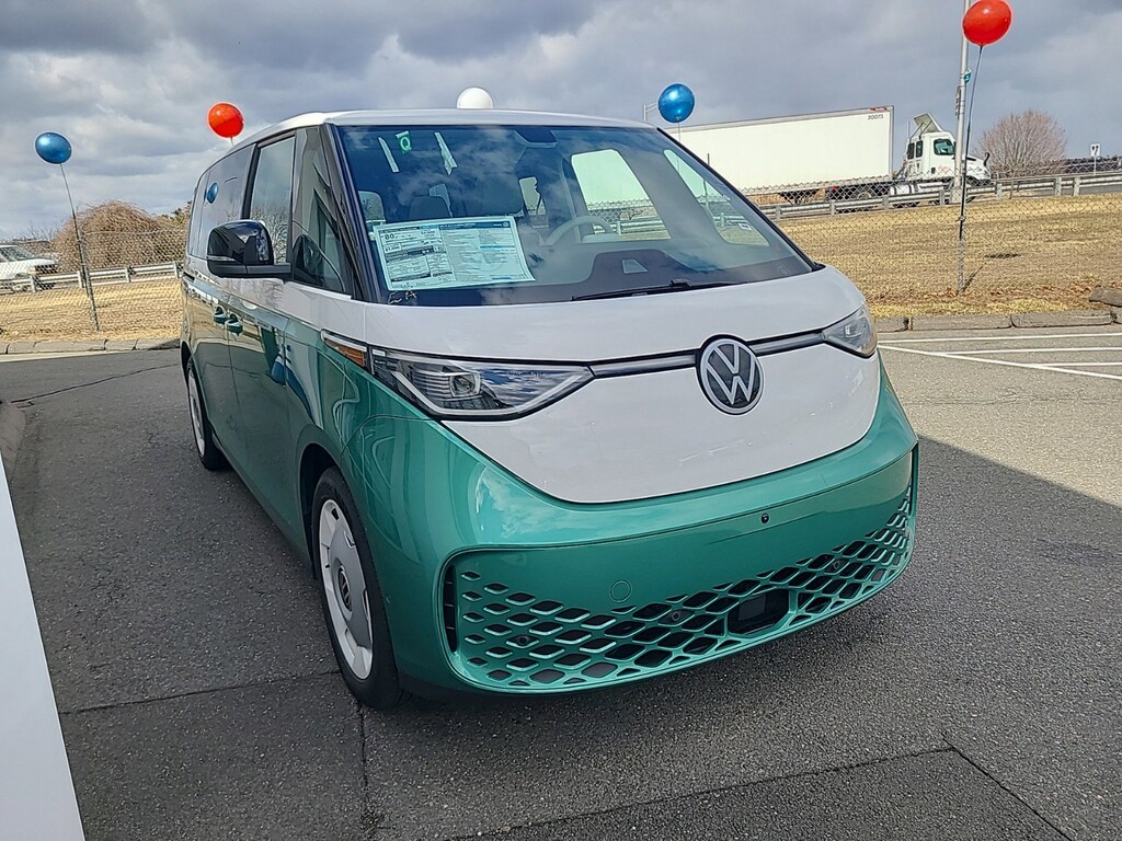 New 2025 Volkswagen ID. Buzz 1st Edition 1st Edition 4MOTION w/Two-Tone