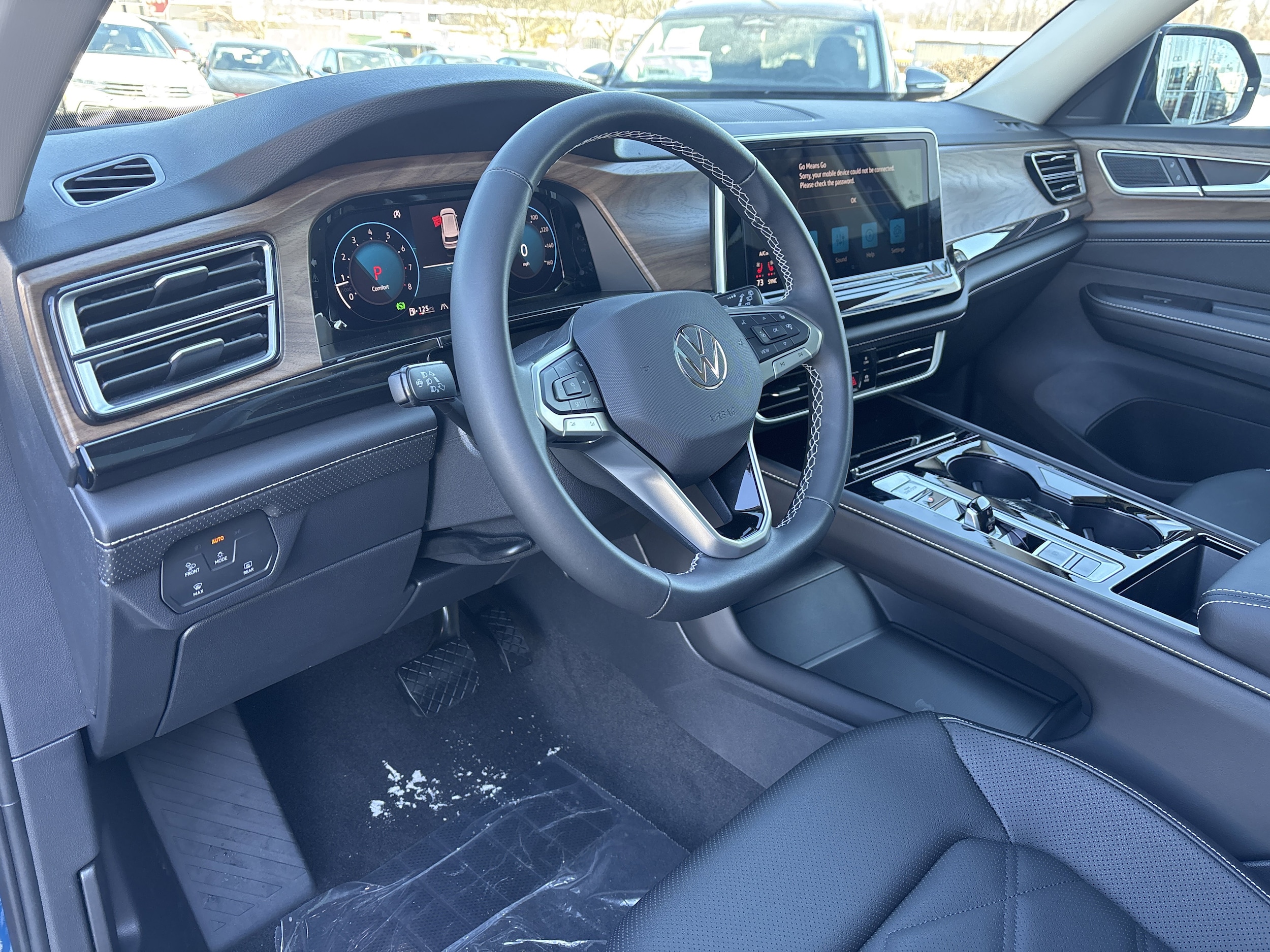 2026 Volkswagen Atlas SE w/Tech - Photo 19