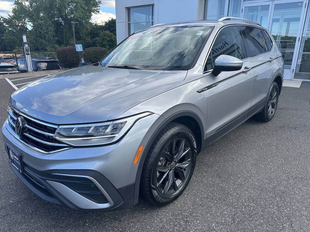 Certified 2024 Volkswagen Tiguan 2.0T SE