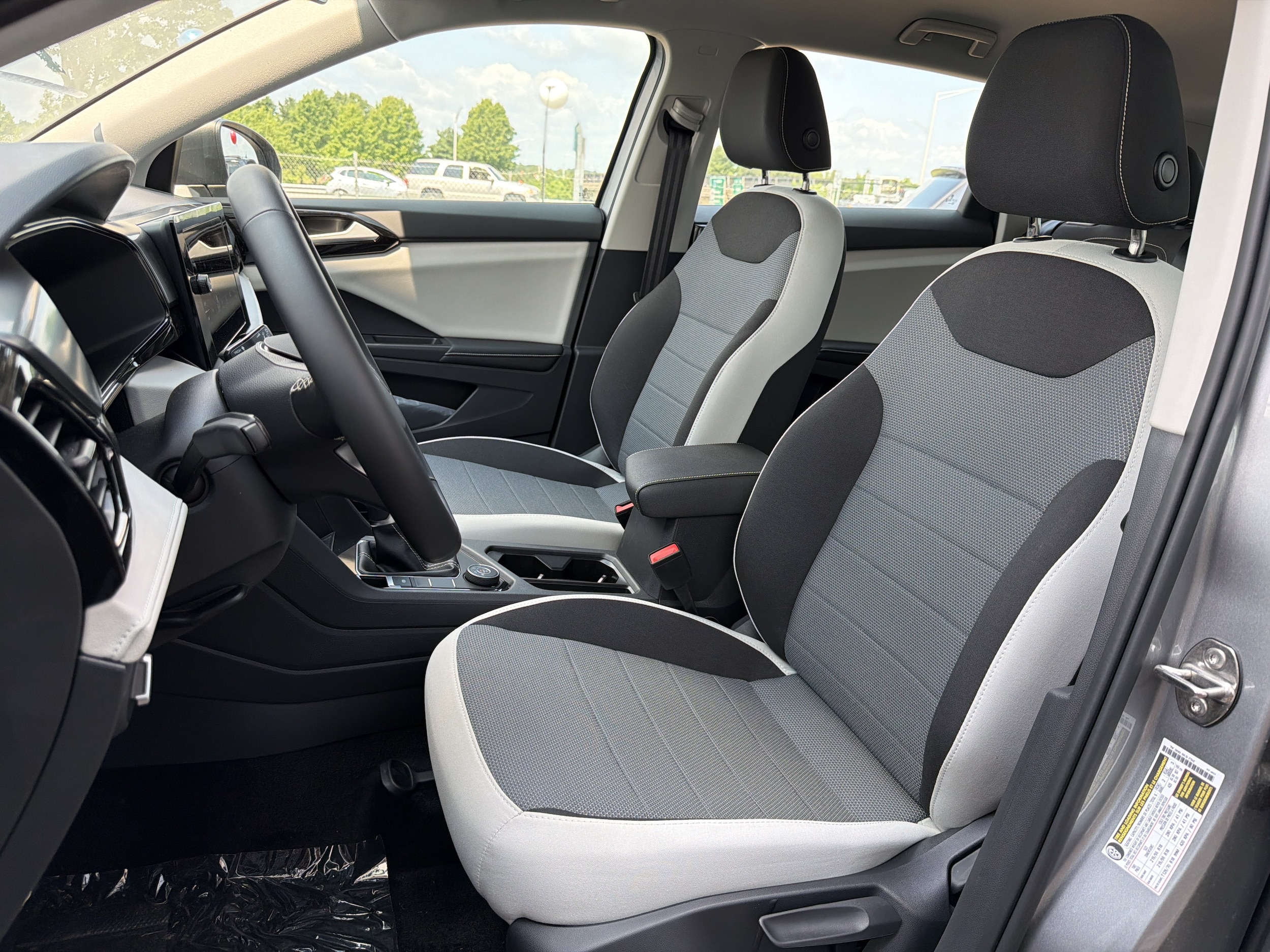 2025 Volkswagen Taos S - Photo 20