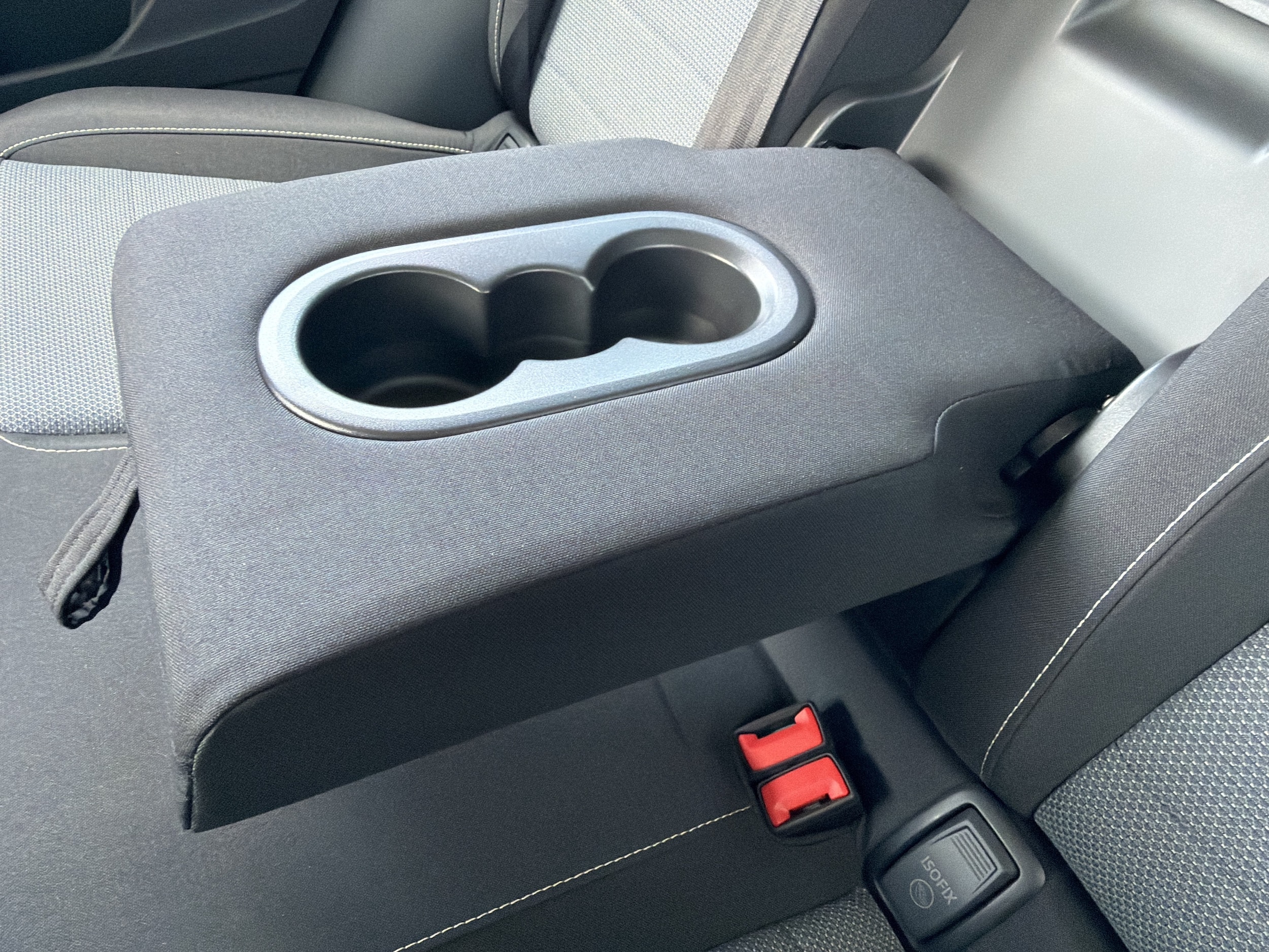 2025 Volkswagen Taos S - Photo 25