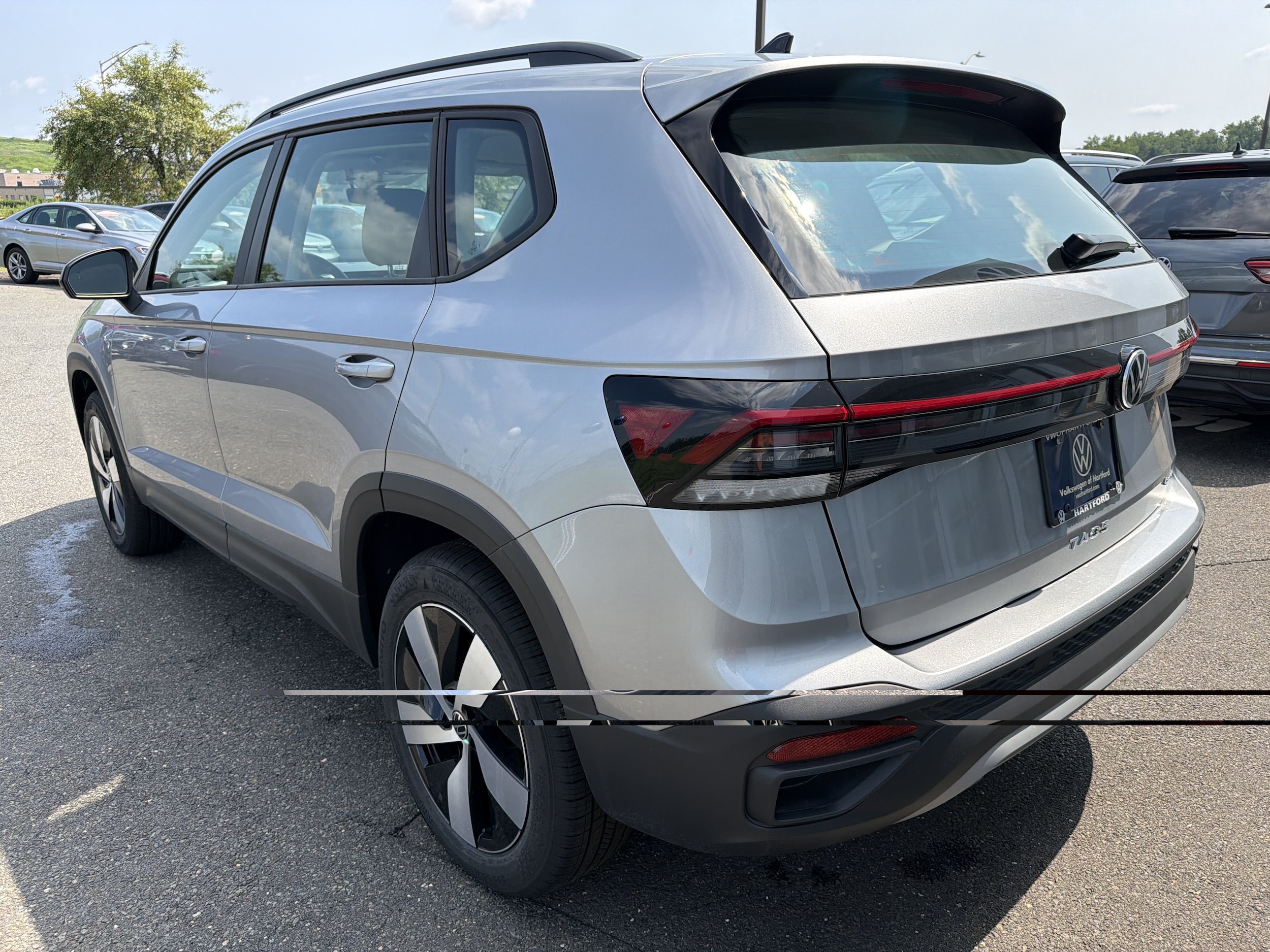 2025 Volkswagen Taos S - Photo 6