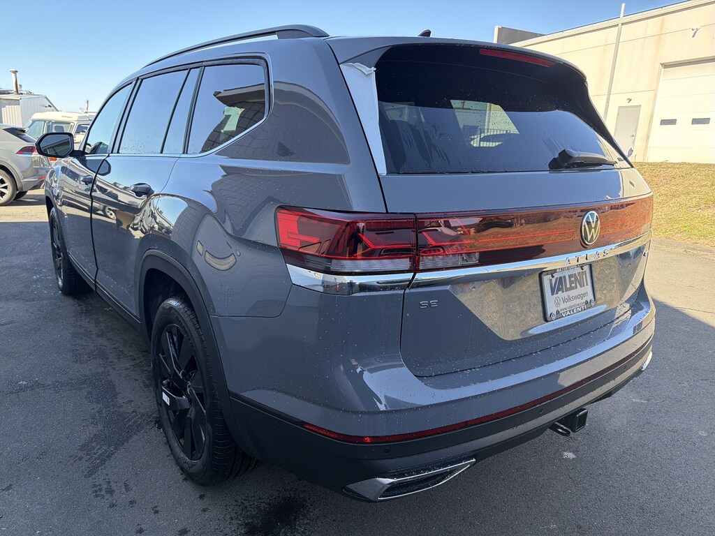 New 2026 Volkswagen Atlas 2.0T SE w/Technology 2.0T SE w/Technology 4MOTION