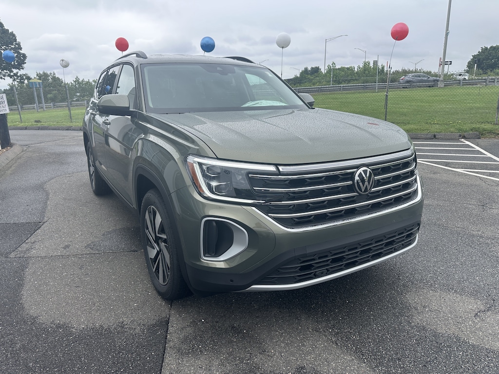 New 2026 Volkswagen Atlas 2.0T SE w/Technology 2.0T SE w/Technology 4MOTION