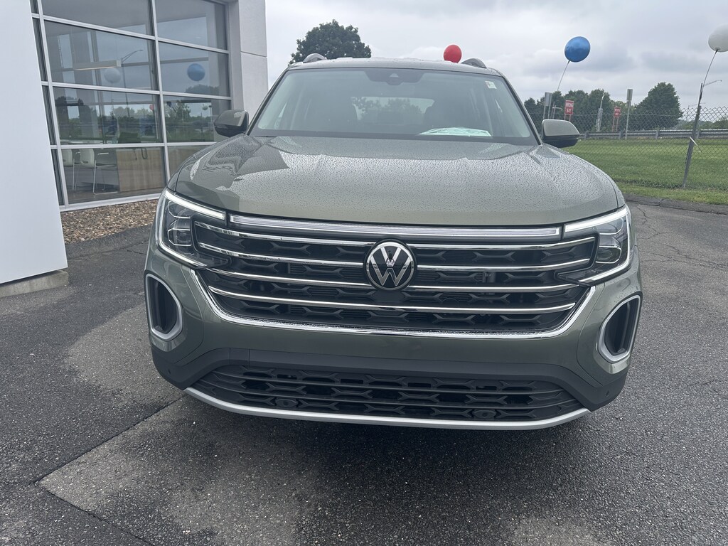 New 2026 Volkswagen Atlas 2.0T SE w/Technology 2.0T SE w/Technology 4MOTION
