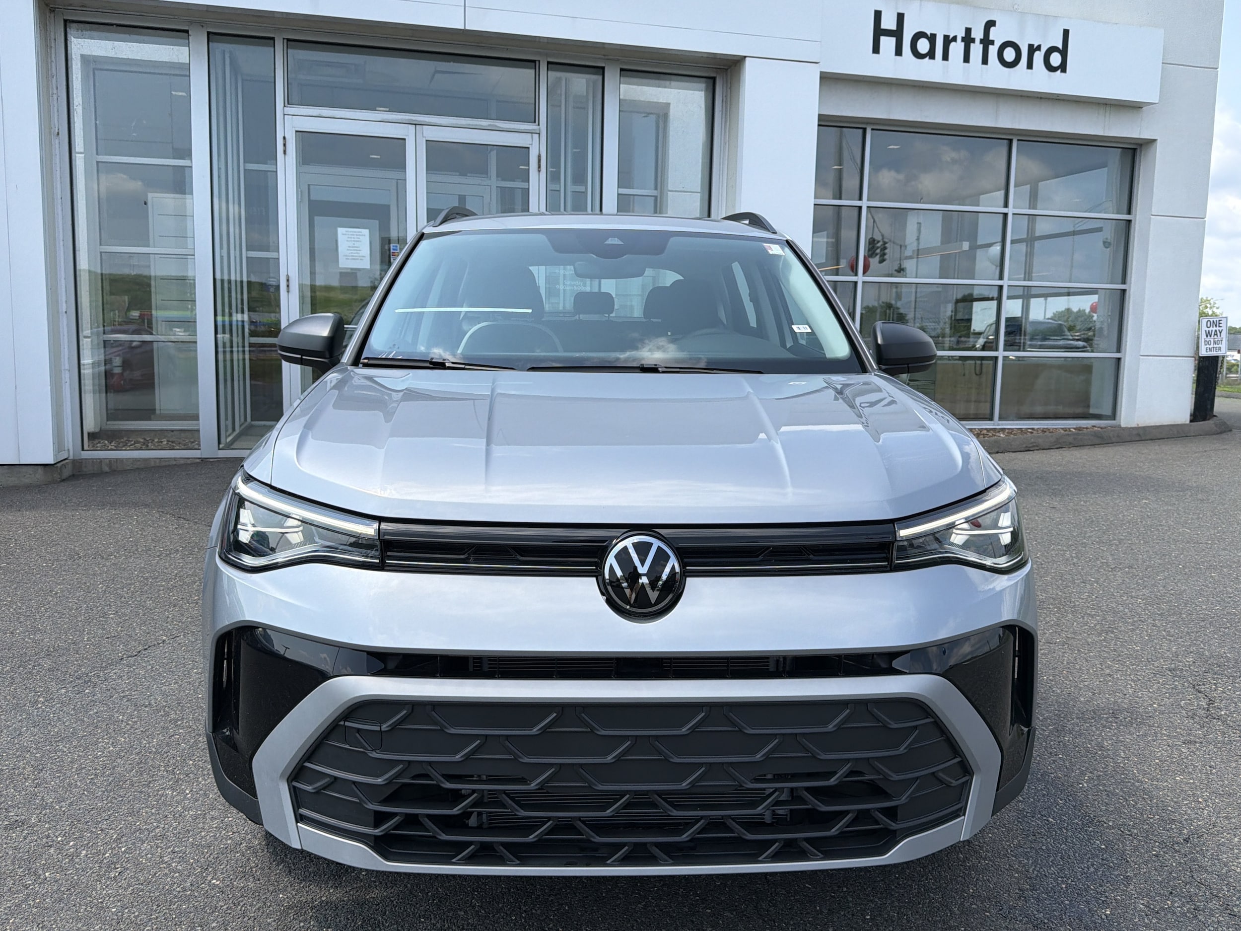 2025 Volkswagen Taos S - Photo 9
