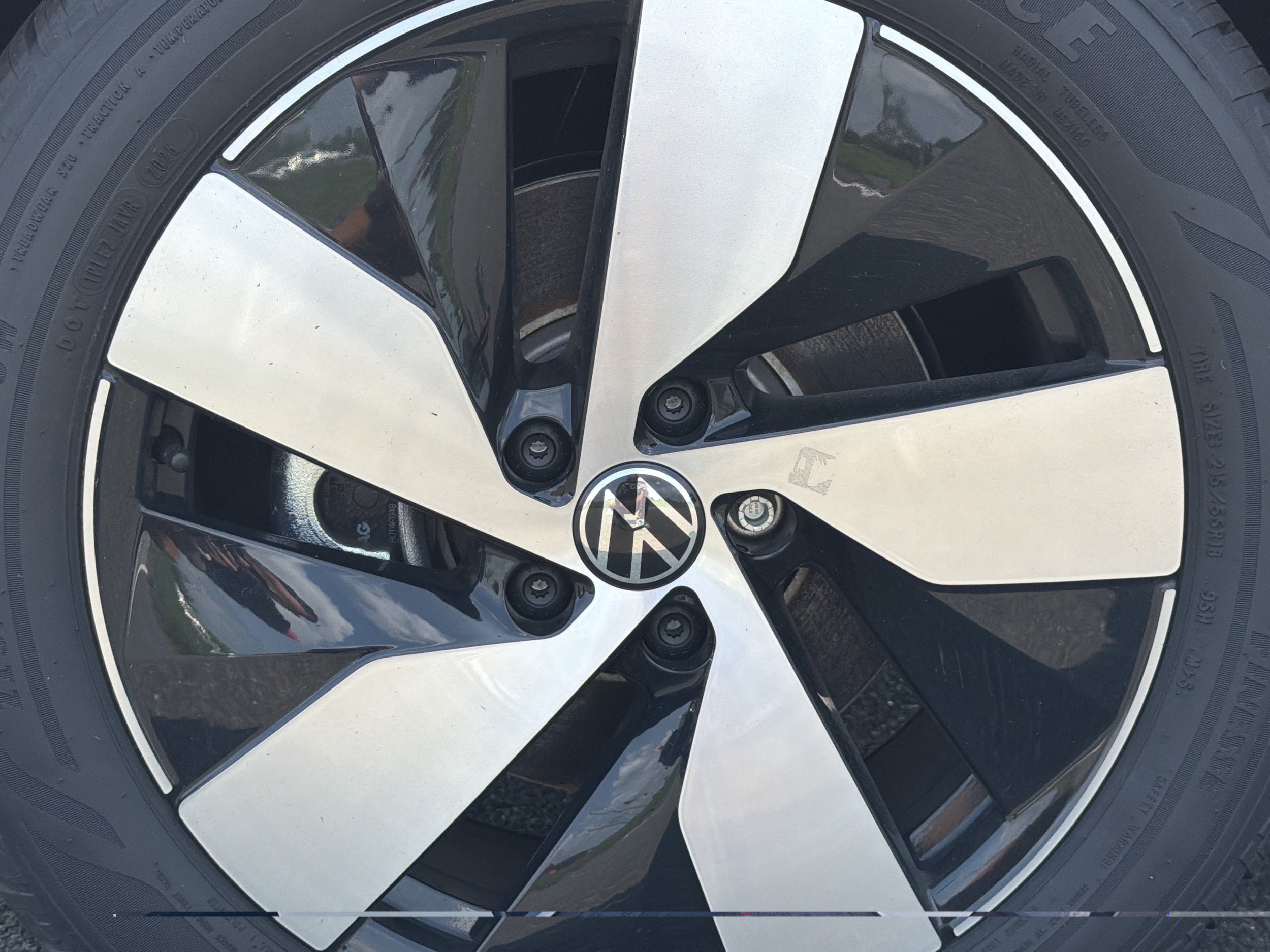 2025 Volkswagen Taos S - Photo 12