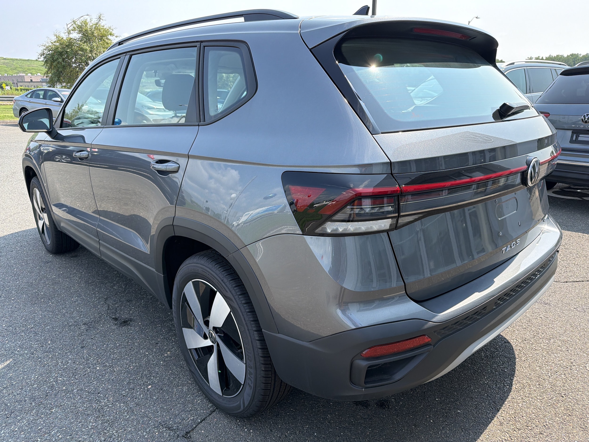 2025 Volkswagen Taos S - Photo 6