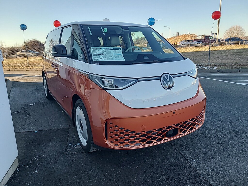New 2025 Volkswagen ID. Buzz 1st Edition 1st Edition 4MOTION w/Two-Tone