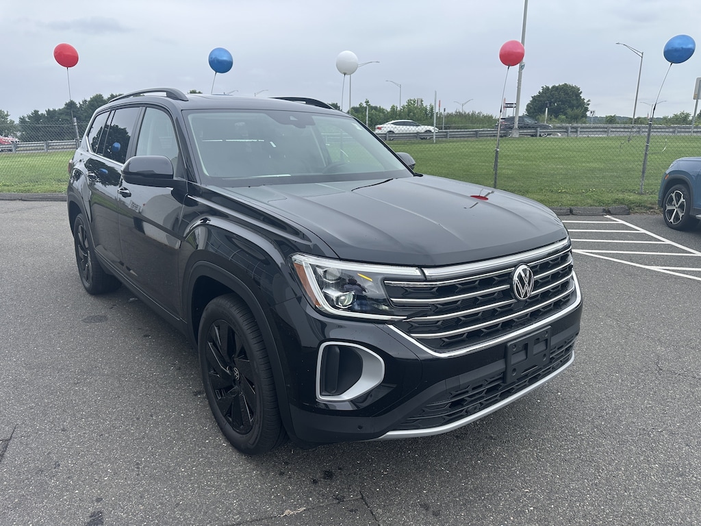 New 2026 Volkswagen Atlas 2.0T SE w/Technology 2.0T SE w/Technology 4MOTION