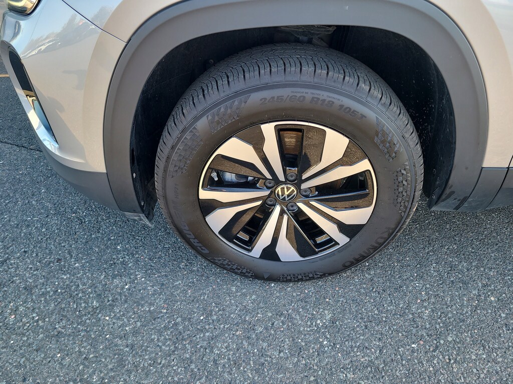 Certified 2024 Volkswagen Atlas Cross Sport 2.0T SE 2.0T SE 4MOTION