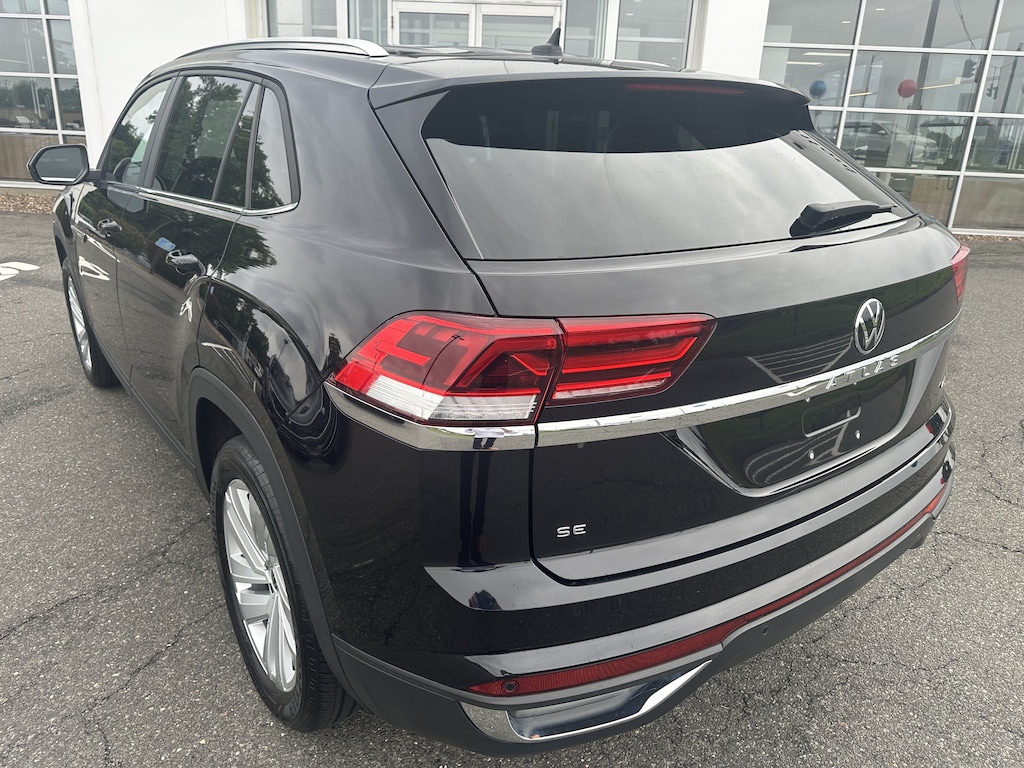 Certified 2023 Volkswagen Atlas Cross Sport 2.0T SE w/Technology 2.0T SE w/Technology 4MOTION