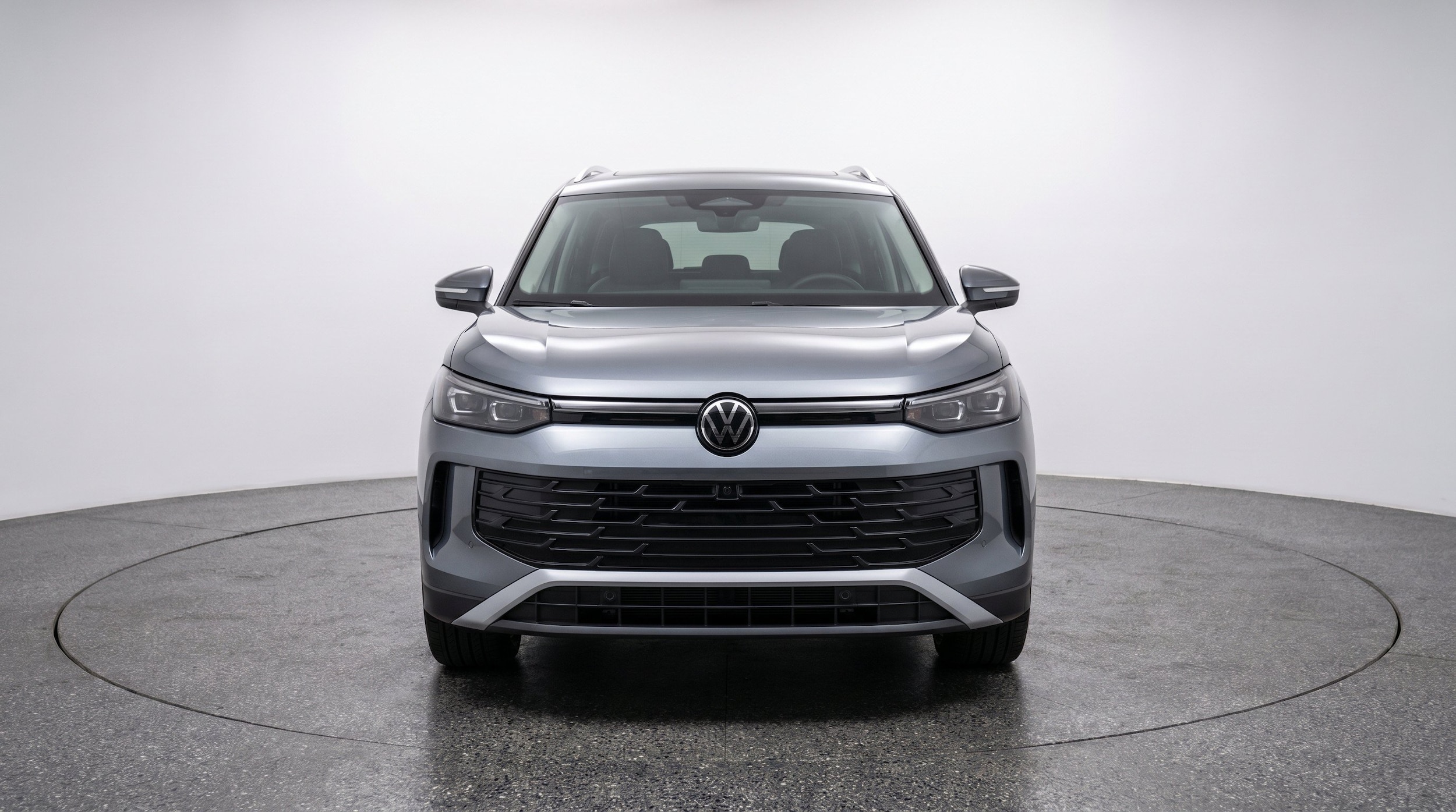 Thumbnail: 2026 Volkswagen Tiguan - 2