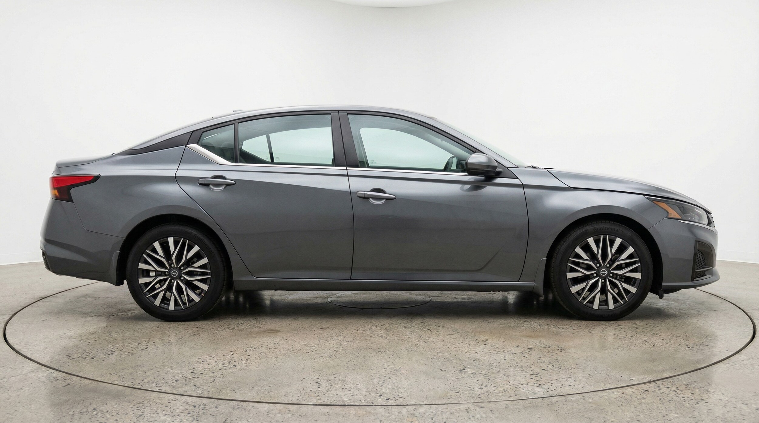 Thumbnail: 2025 Nissan Altima - 8