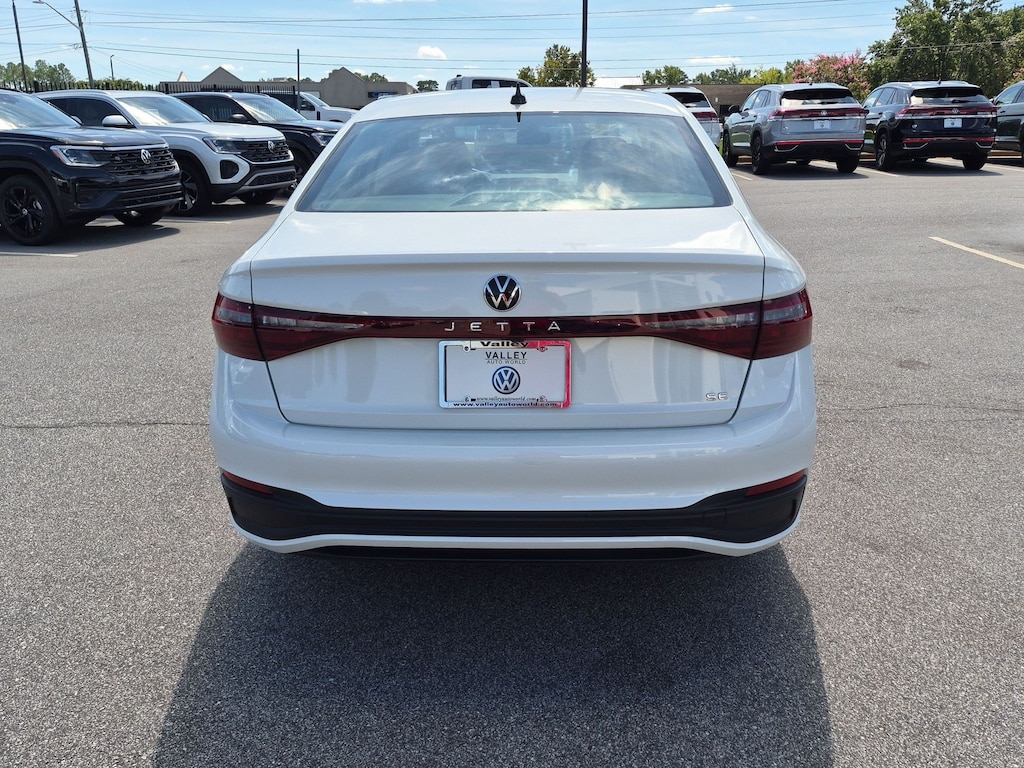Used 2026 Volkswagen Jetta SE SE Auto