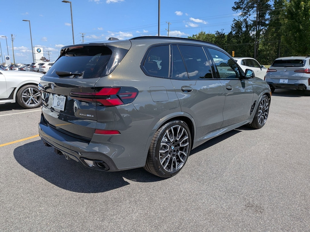 New 2026 BMW X5 PHEV xDrive50e SUV