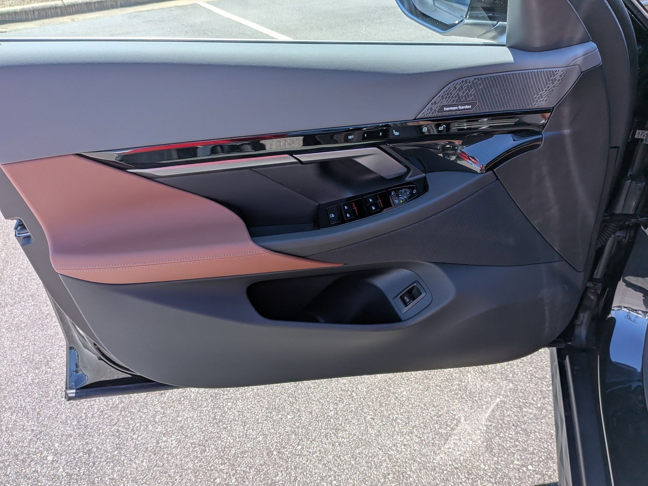 2026 BMW 5 Series 530i - Photo 11