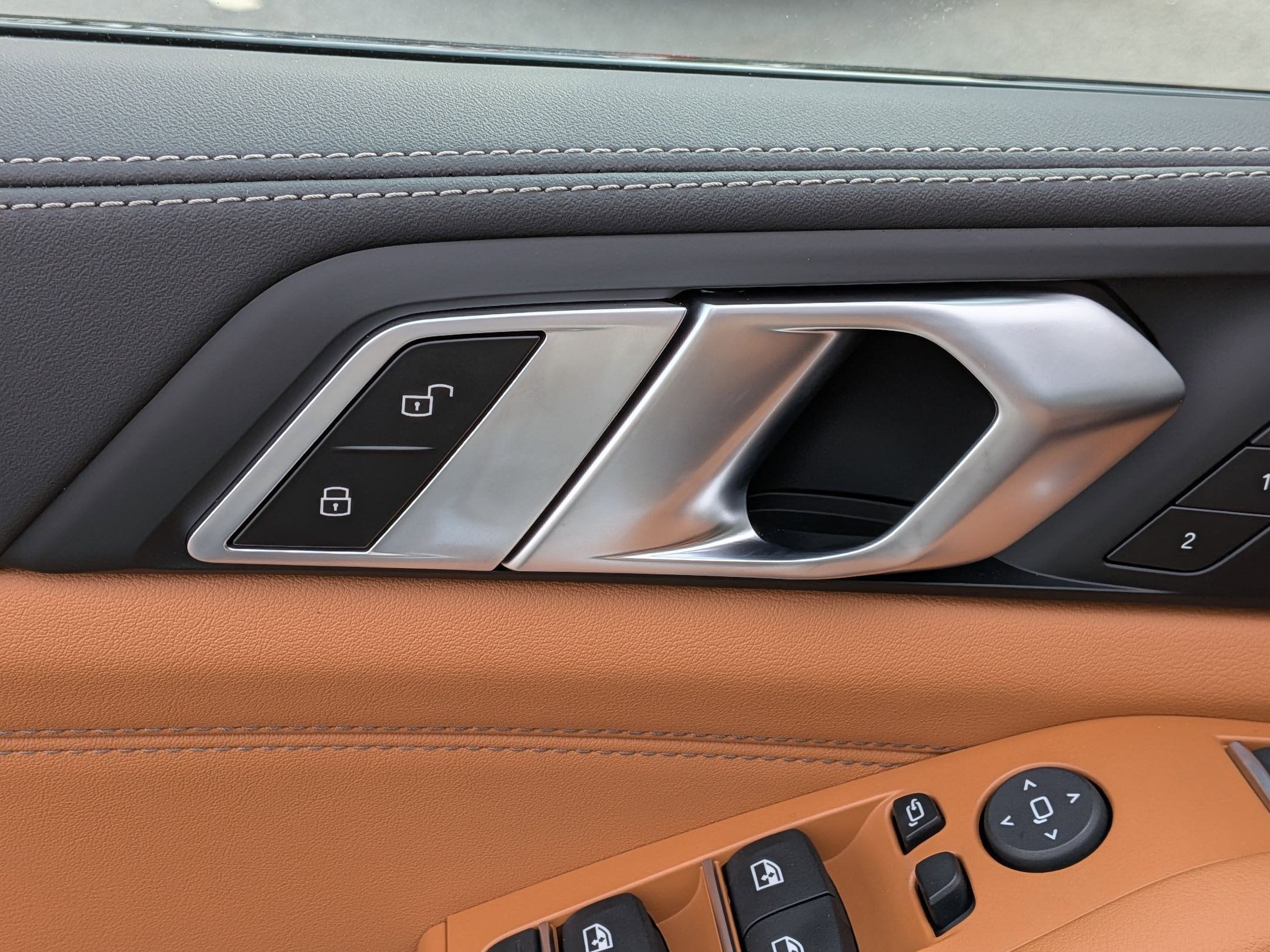 2026 BMW X5 50e - Photo 12