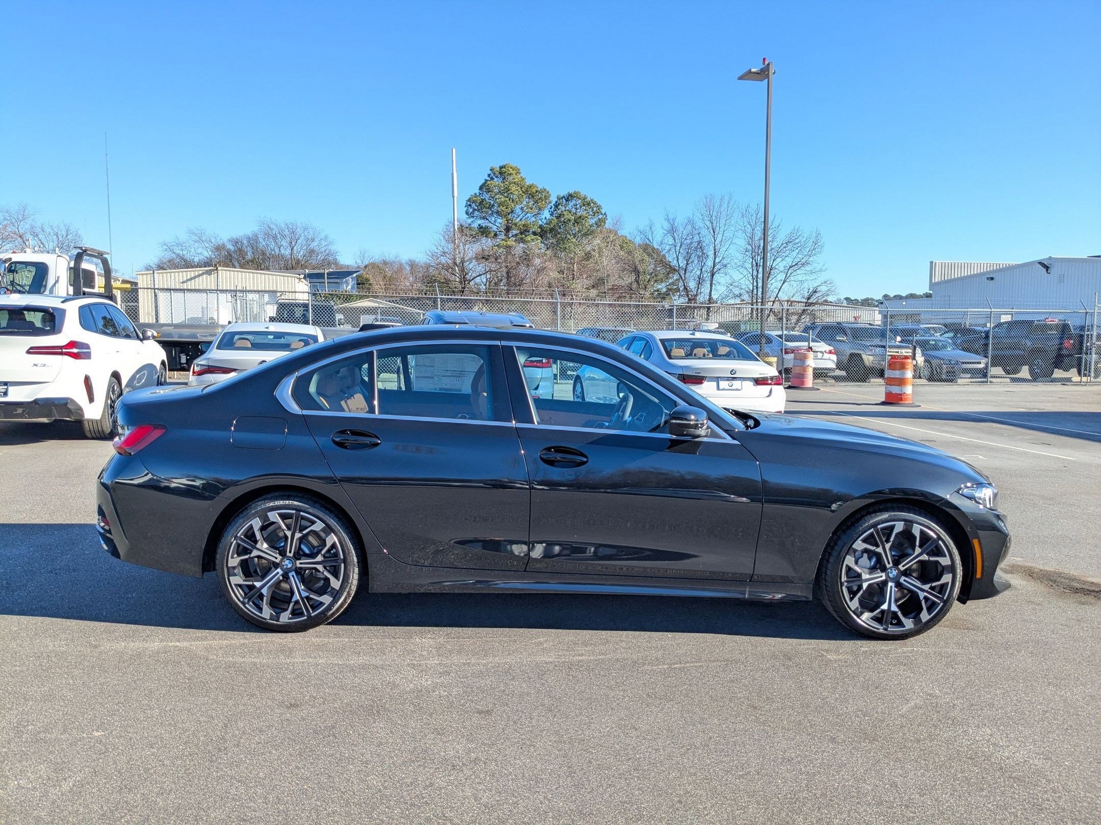 2025 Bmw 330i photo 2