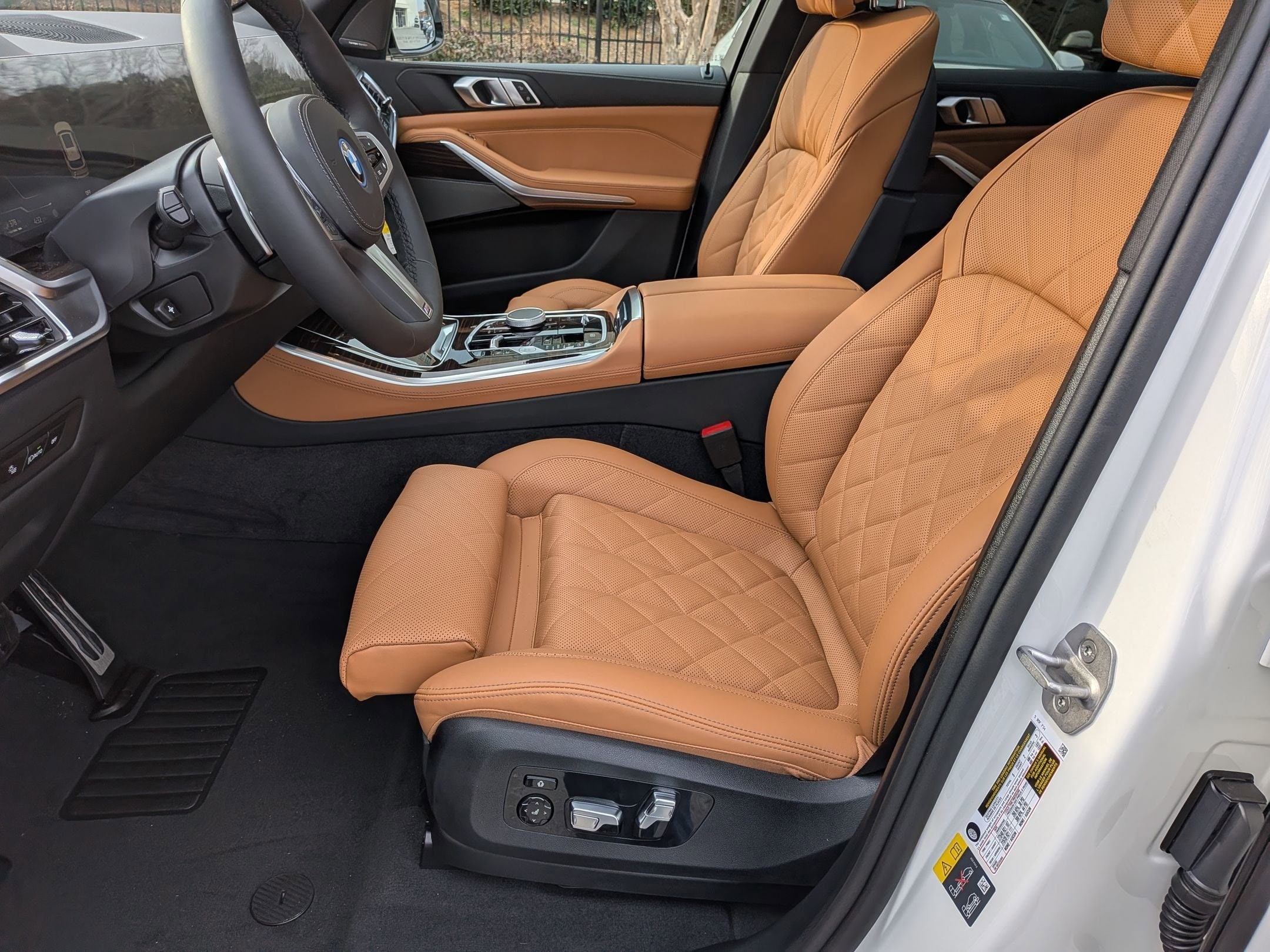 2026 BMW X5 50e - Photo 15