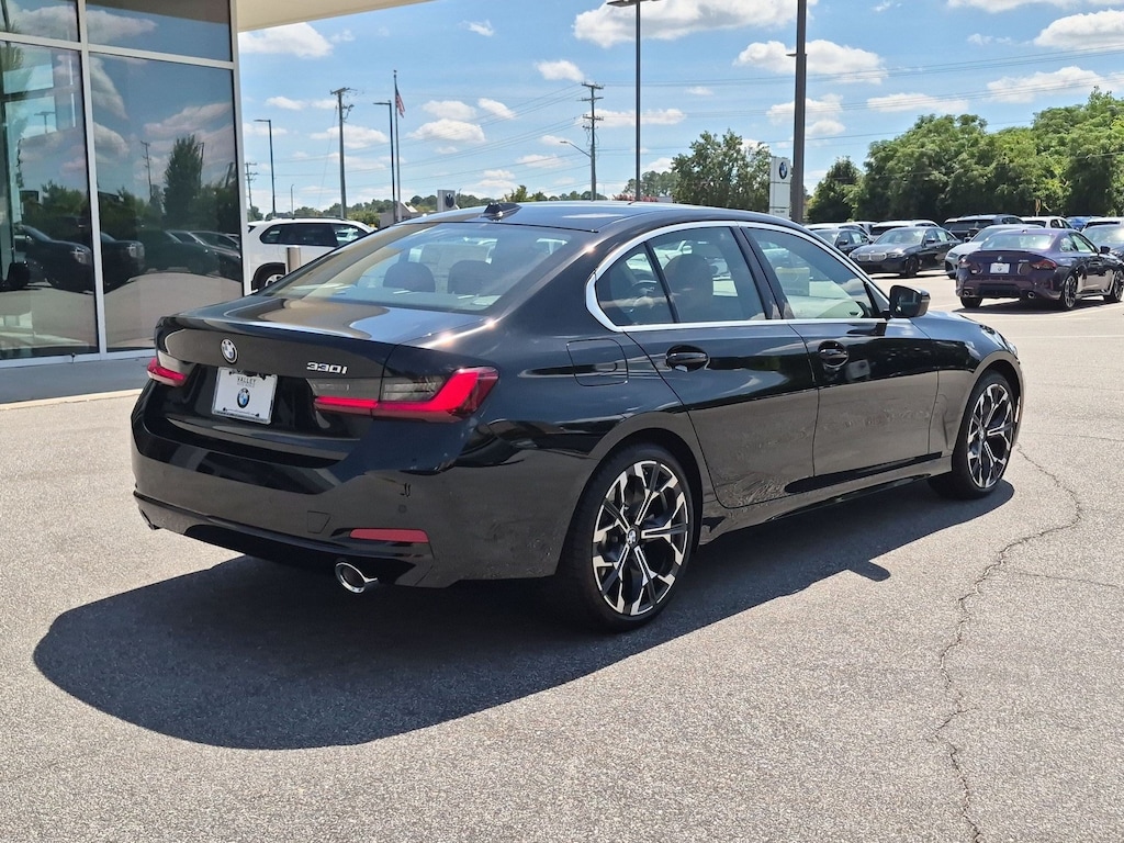 New 2026 BMW 330i Sedan