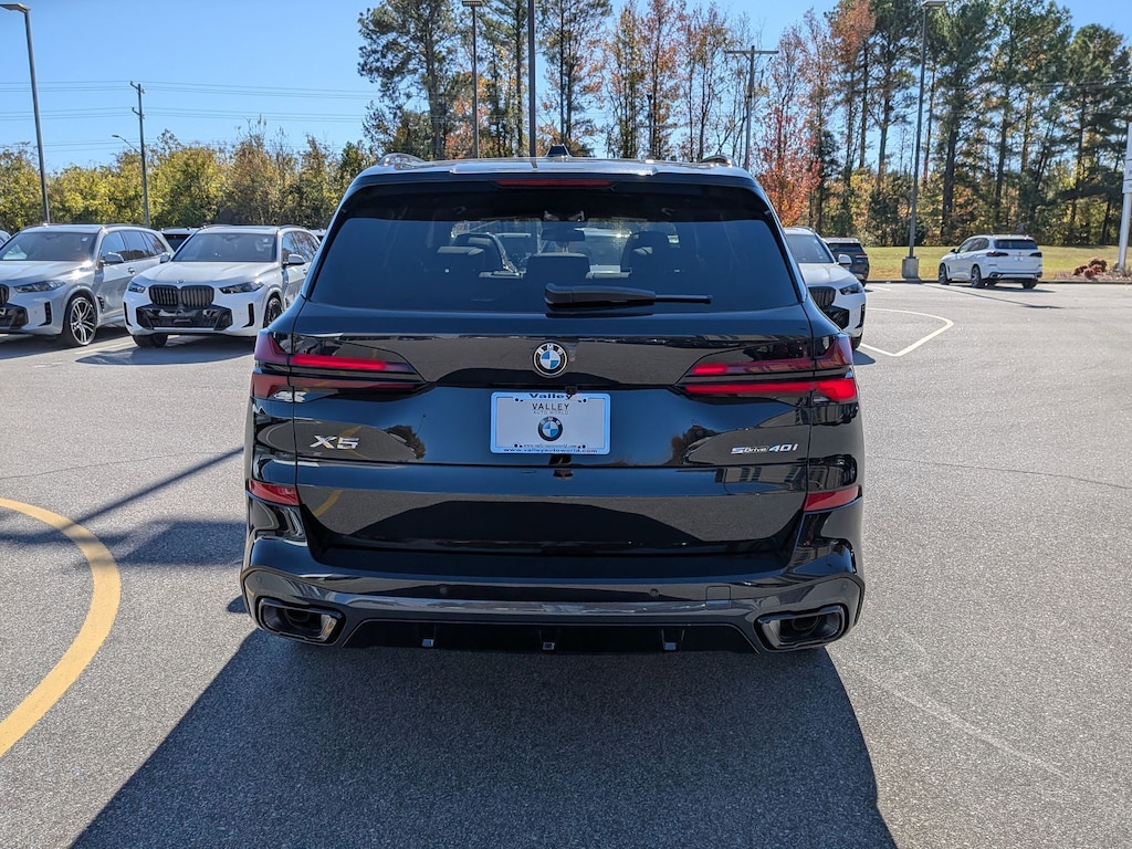 New 2026 BMW X5 sDrive40i SUV