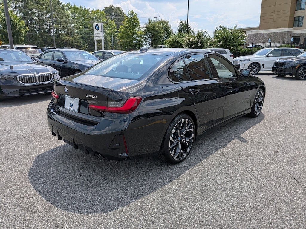 New 2026 BMW 330i Sedan