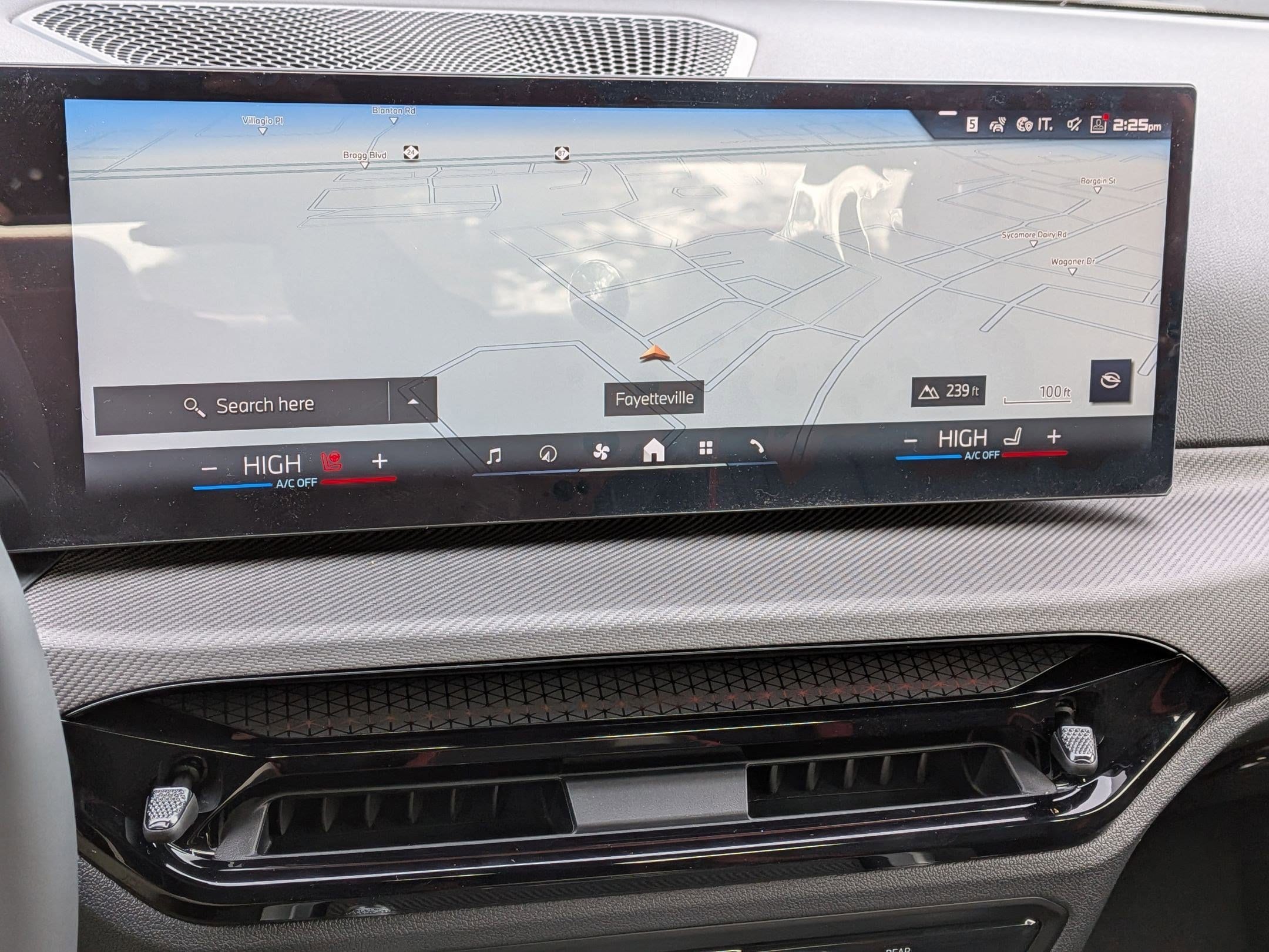 2026 BMW 4 Series M440i - Photo 23