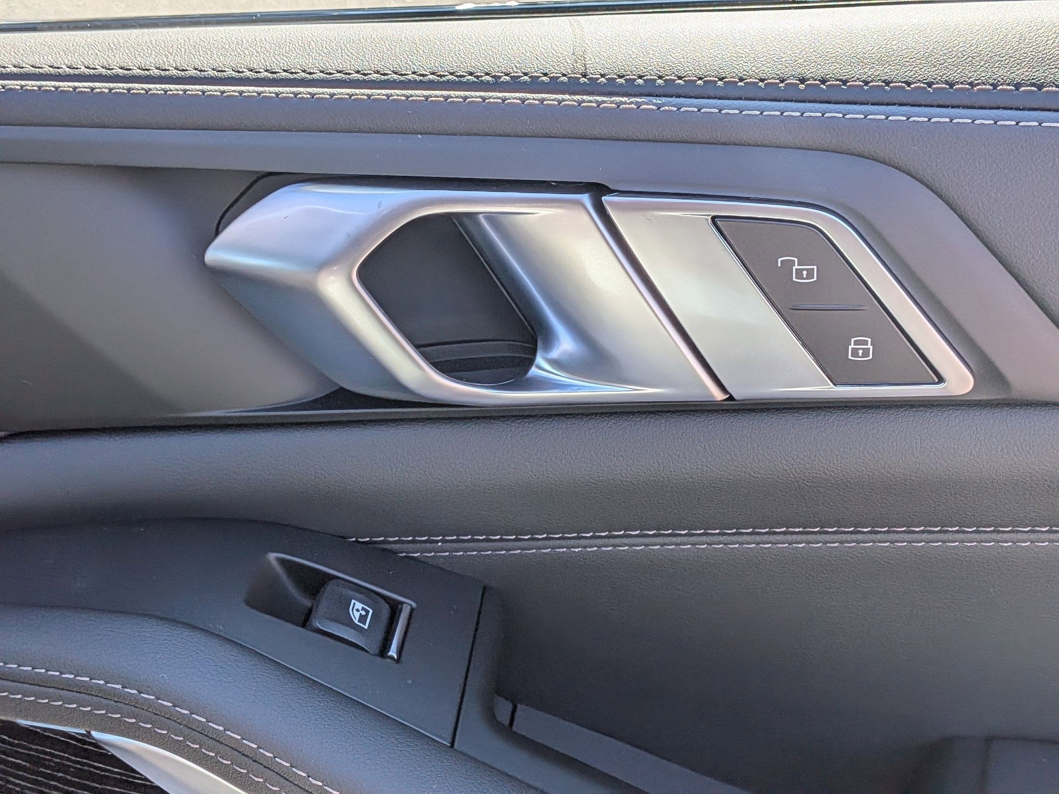 2026 BMW X5 40i - Photo 36