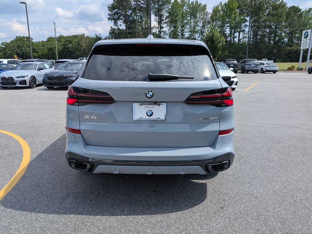 New 2026 BMW X5 xDrive40i SUV