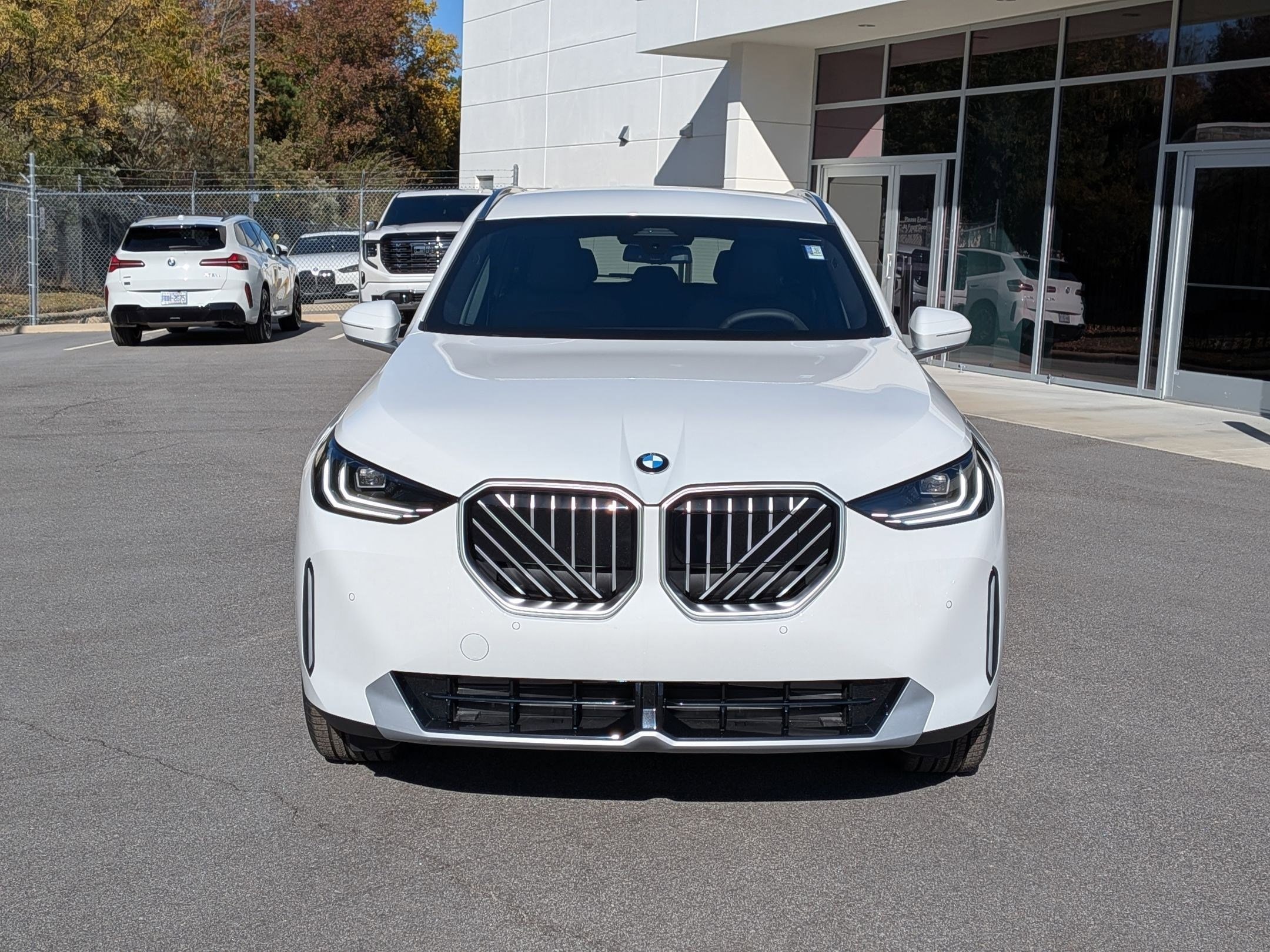 2026 BMW X3 30 - Photo 8