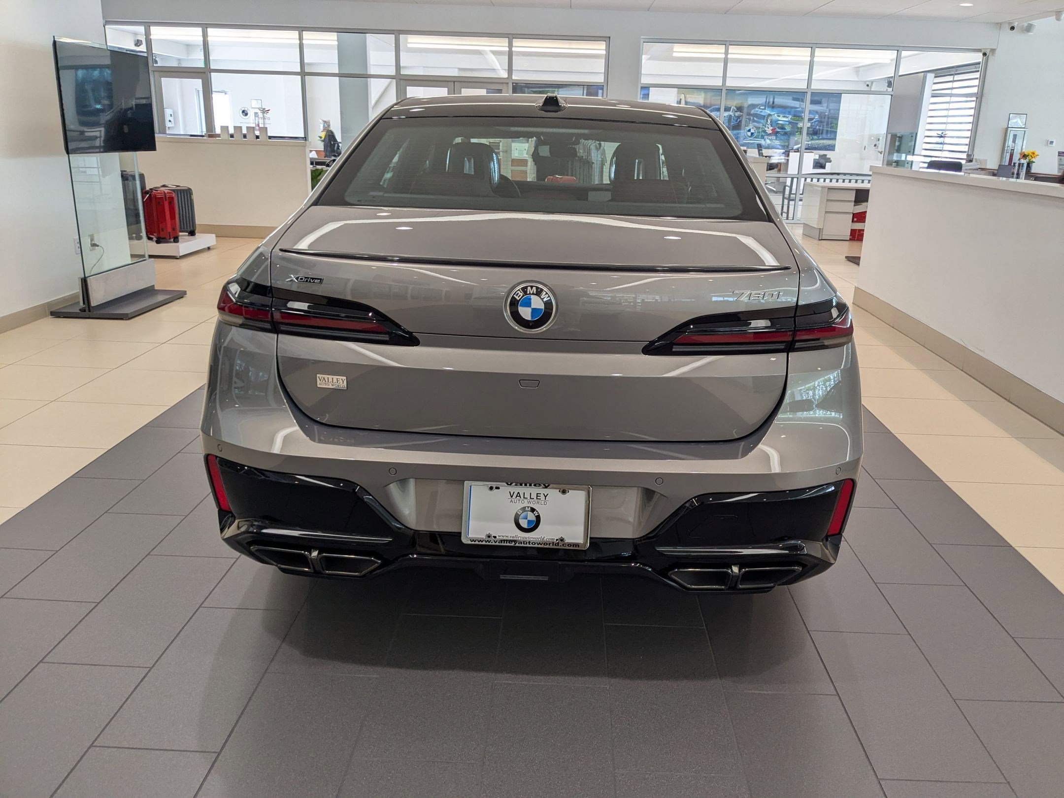 2025 Bmw 760i 760i xDrive photo 3