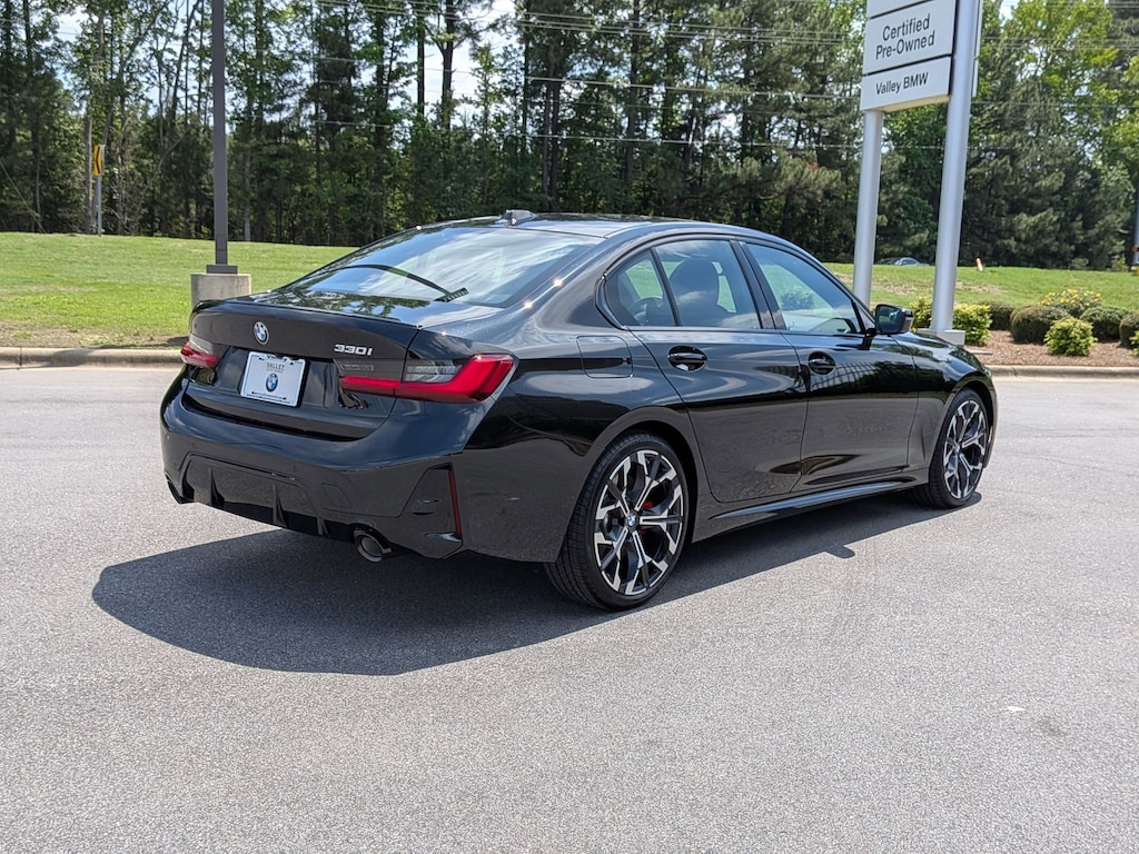 New 2026 BMW 330i Sedan