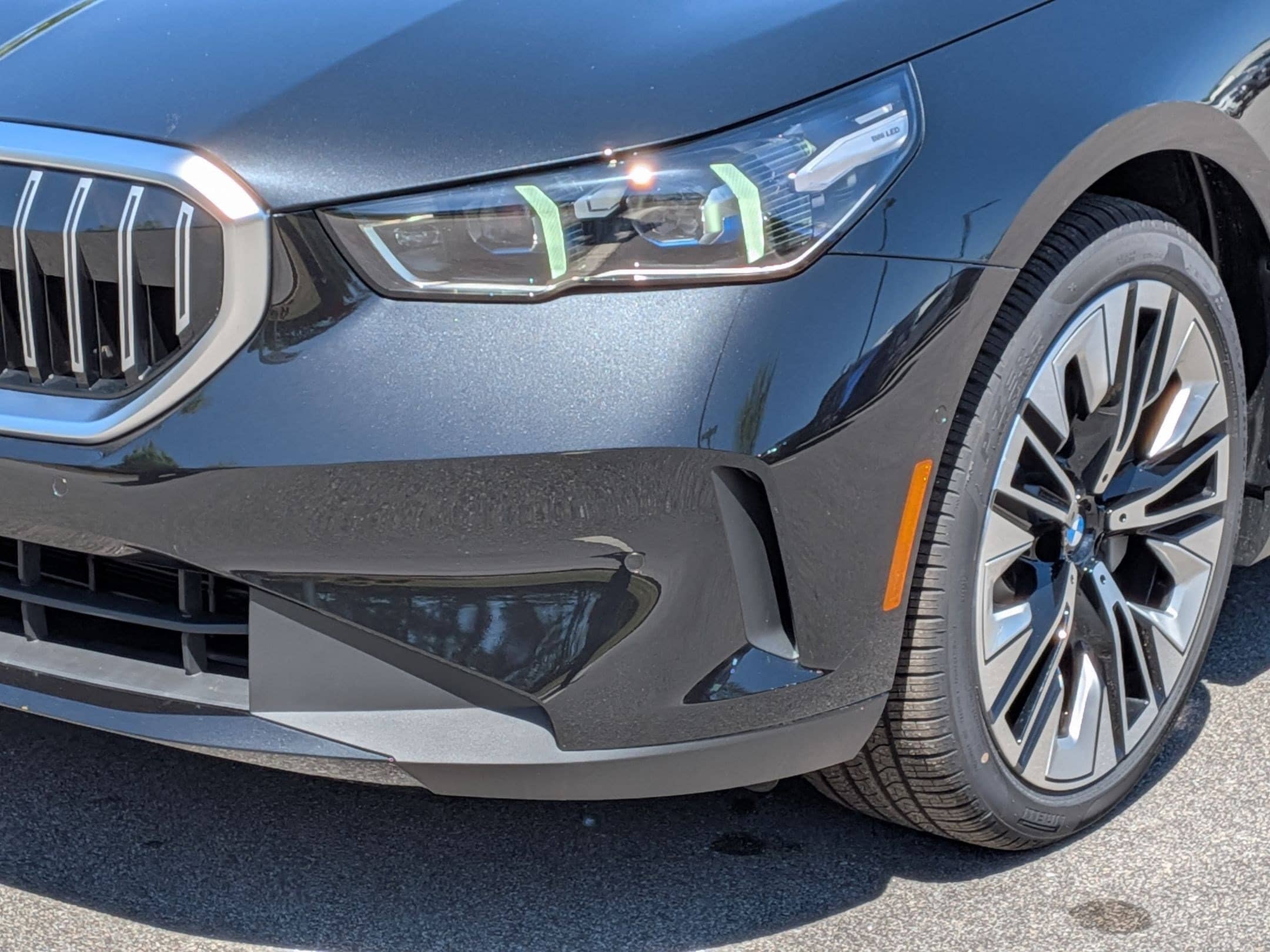 2026 BMW 5 Series 530i - Photo 9