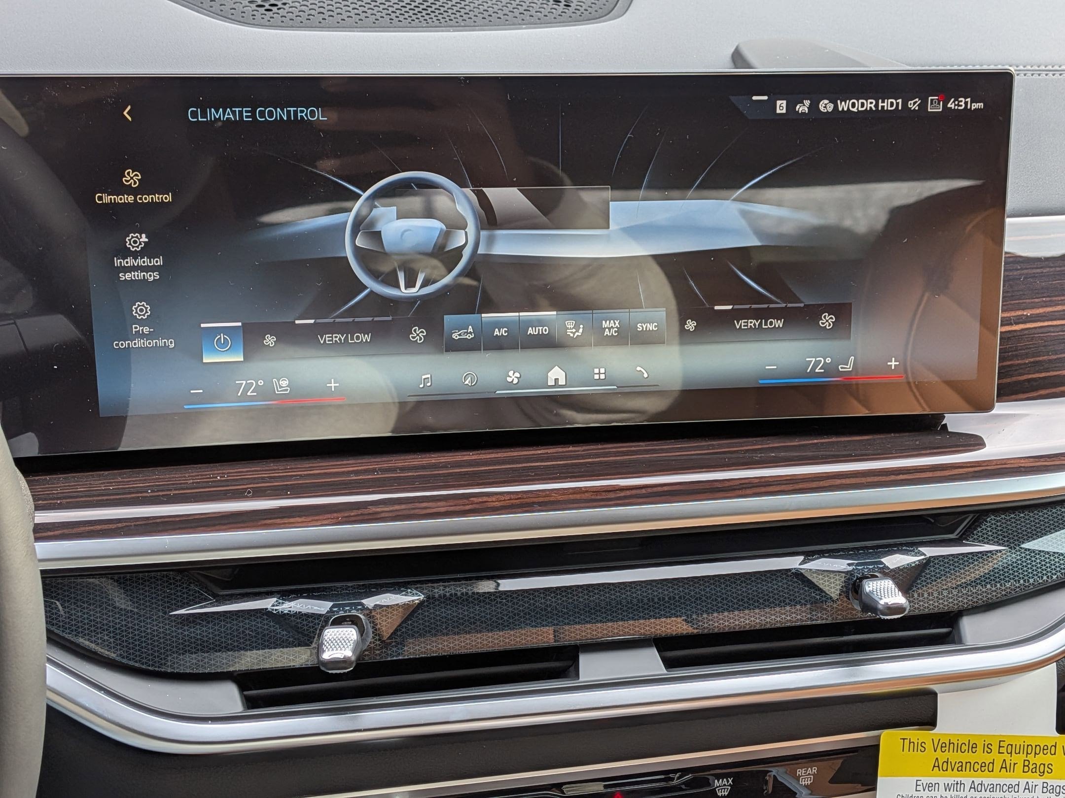 2026 BMW X5 50e - Photo 25