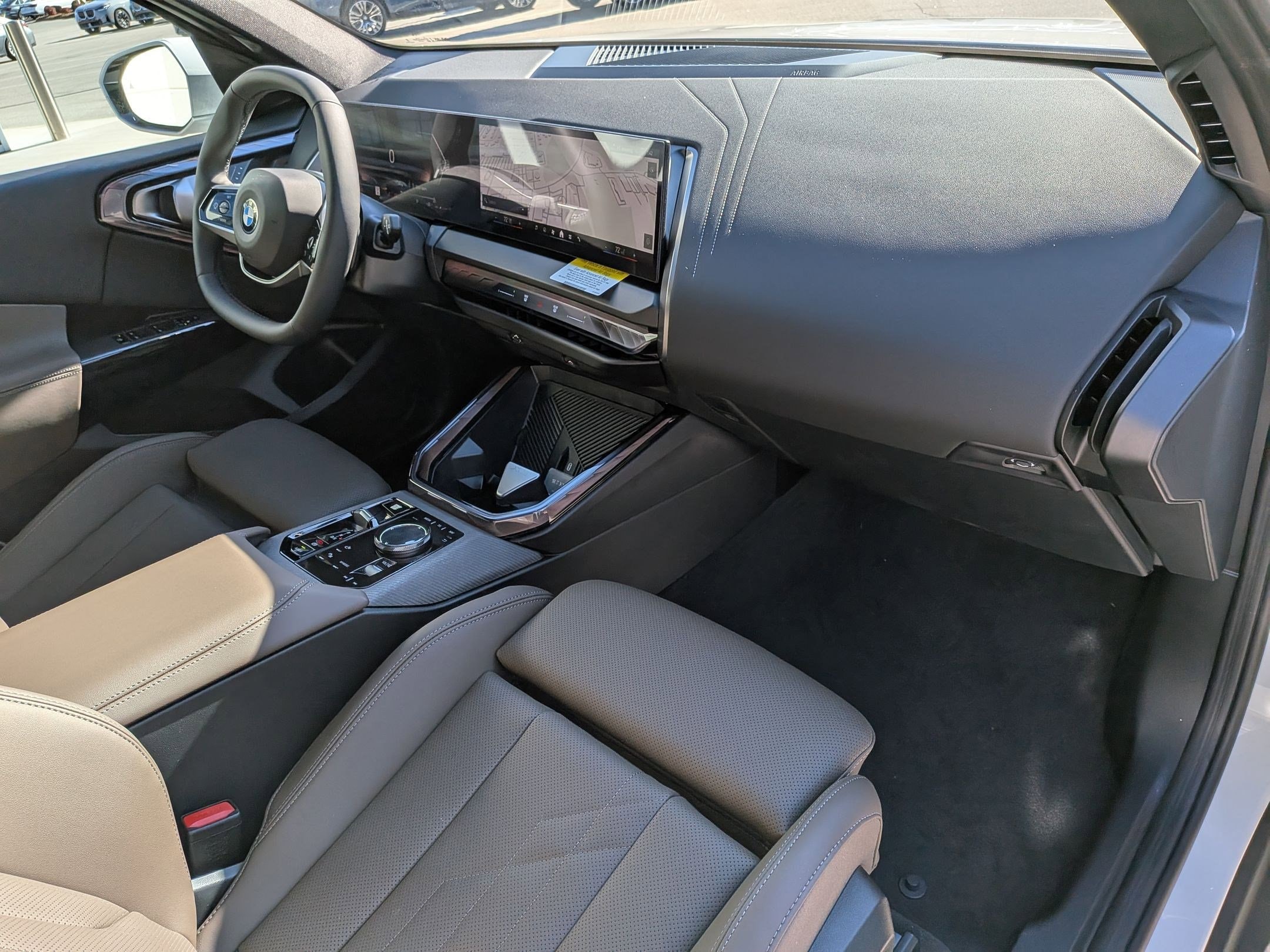 2026 BMW X3 30 - Photo 37