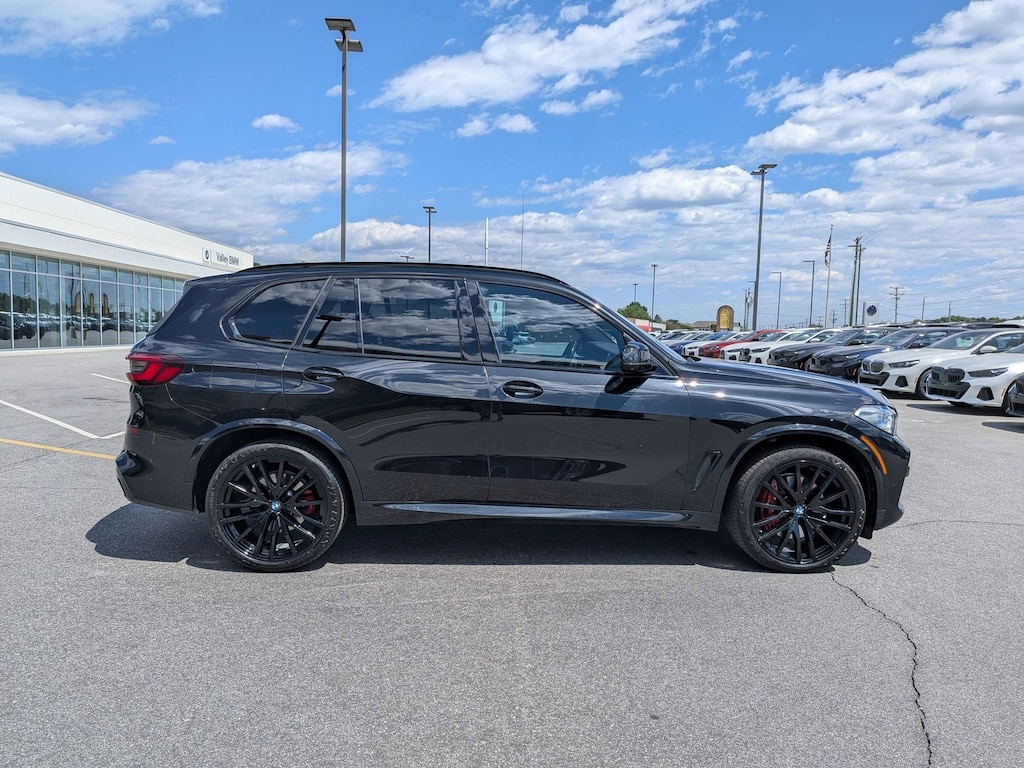 Used 2022 BMW X5 xDrive40i xDrive40i Sports Activity Vehicle