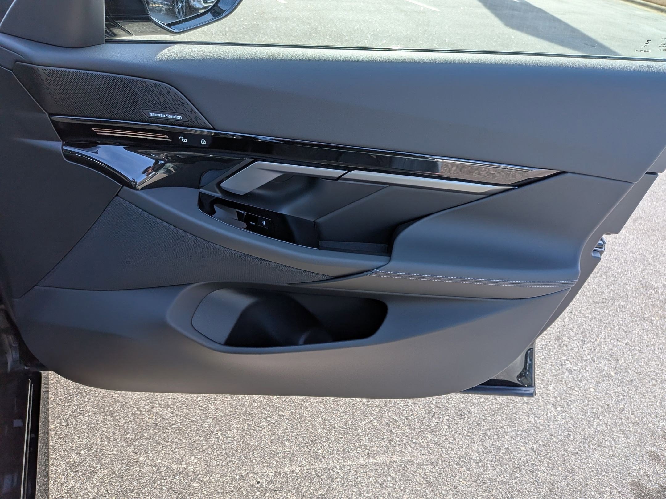 2026 BMW 5 Series 530i - Photo 34
