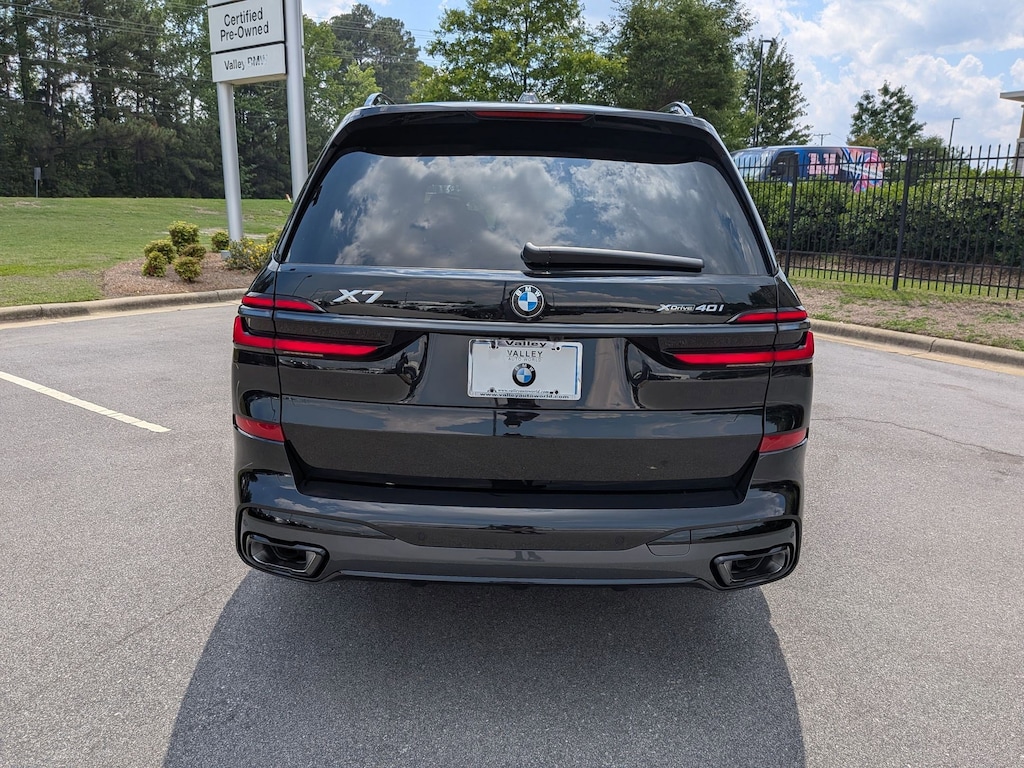 New 2027 BMW X7 xDrive40i SUV