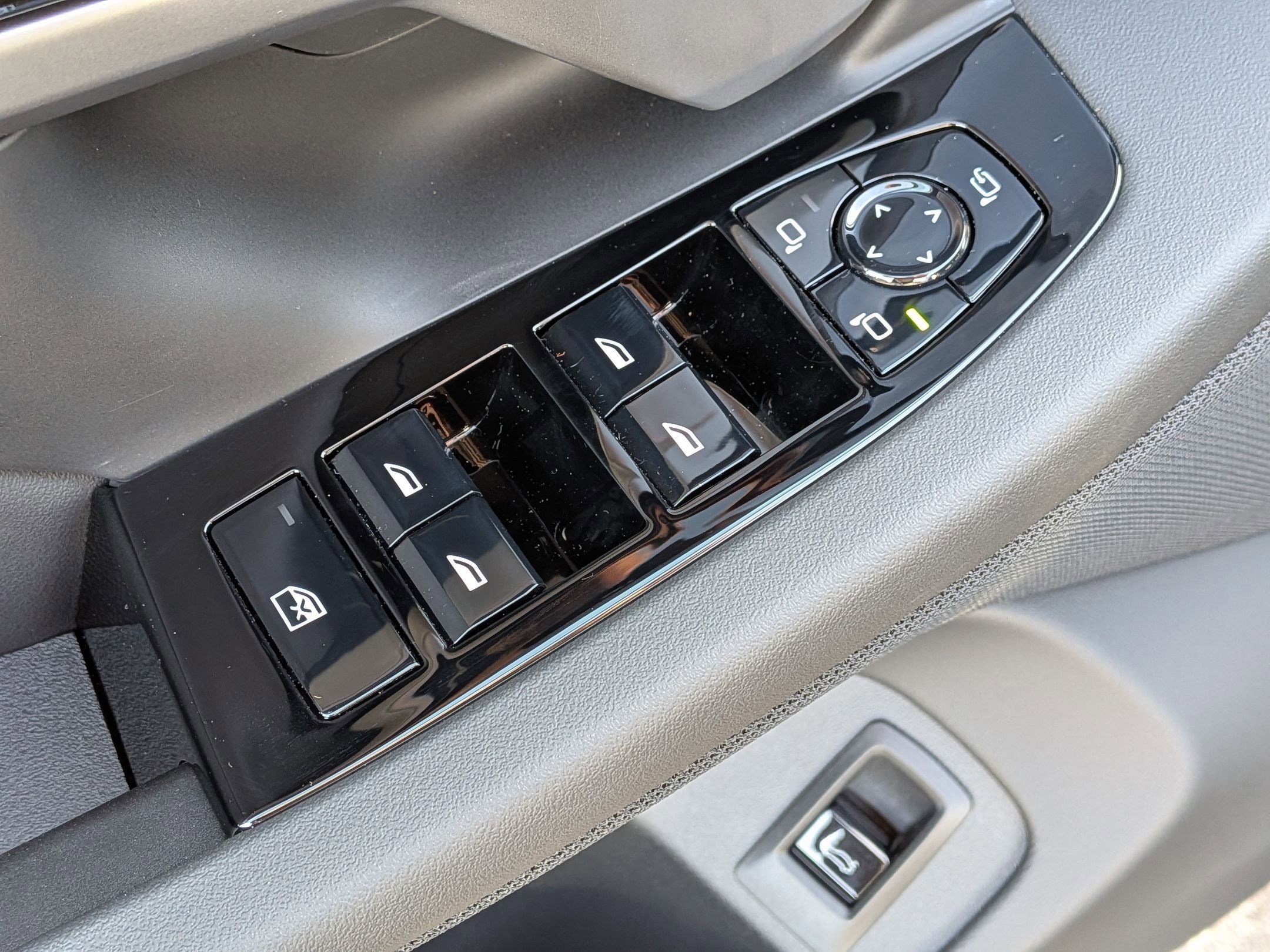 2026 BMW 5 Series 530i - Photo 13