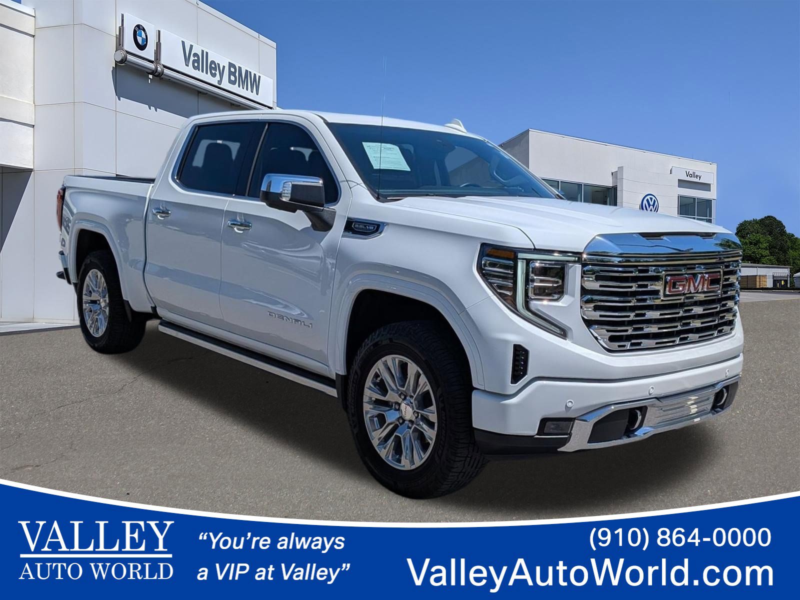 2024 GMC Sierra 4WD Crew Cab Short Box Denali's photo