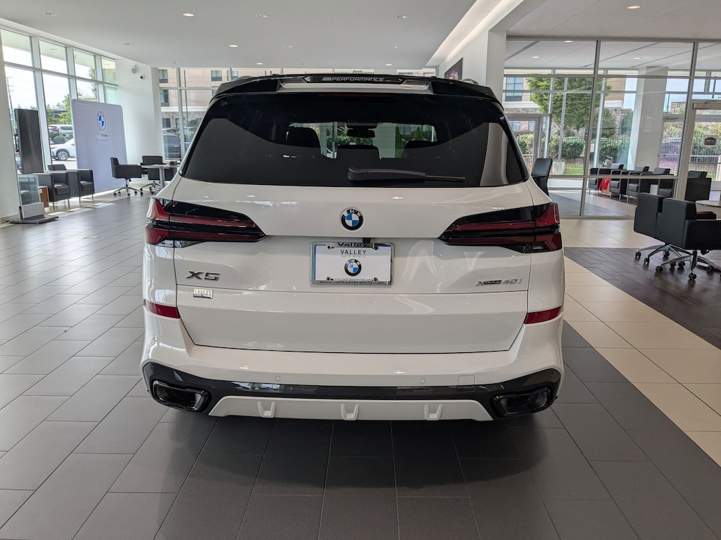 New 2026 BMW X5 xDrive40i SUV