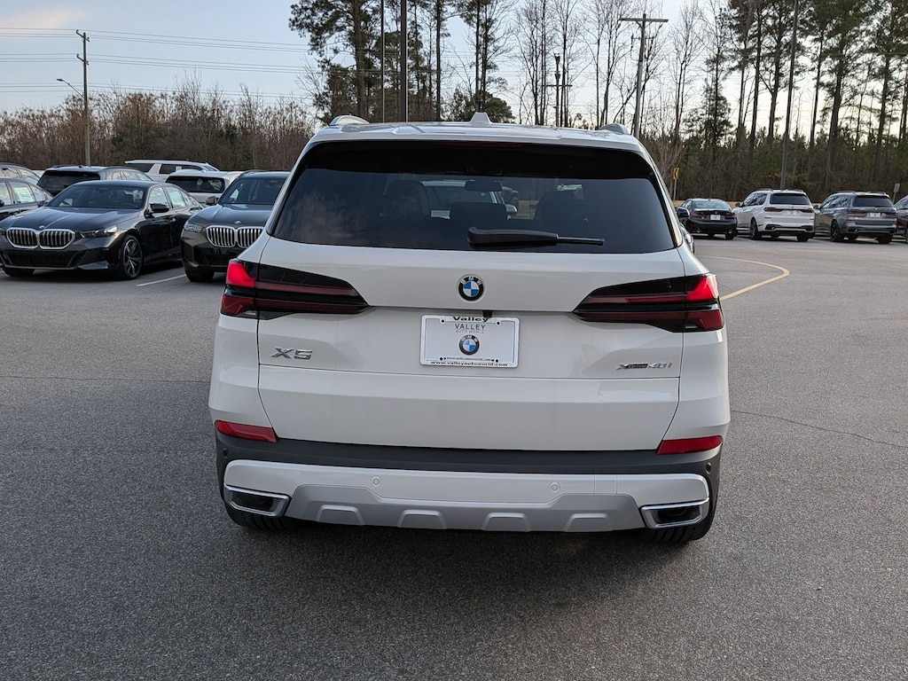 New 2026 BMW X5 xDrive40i SUV