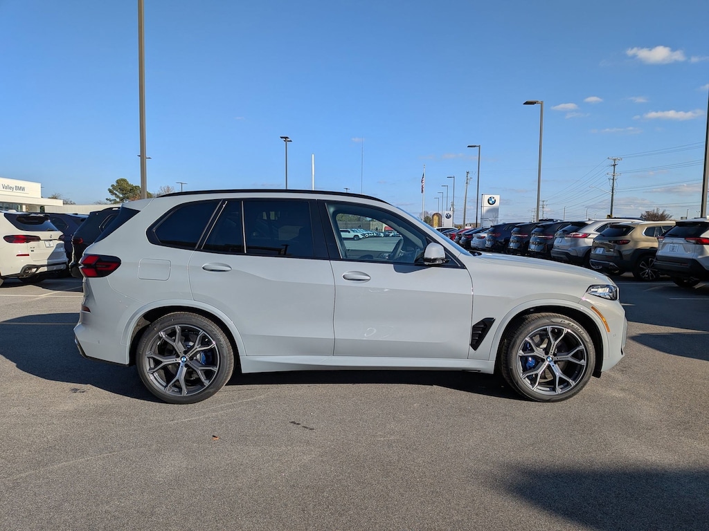 New 2026 BMW X5 PHEV xDrive50e SUV