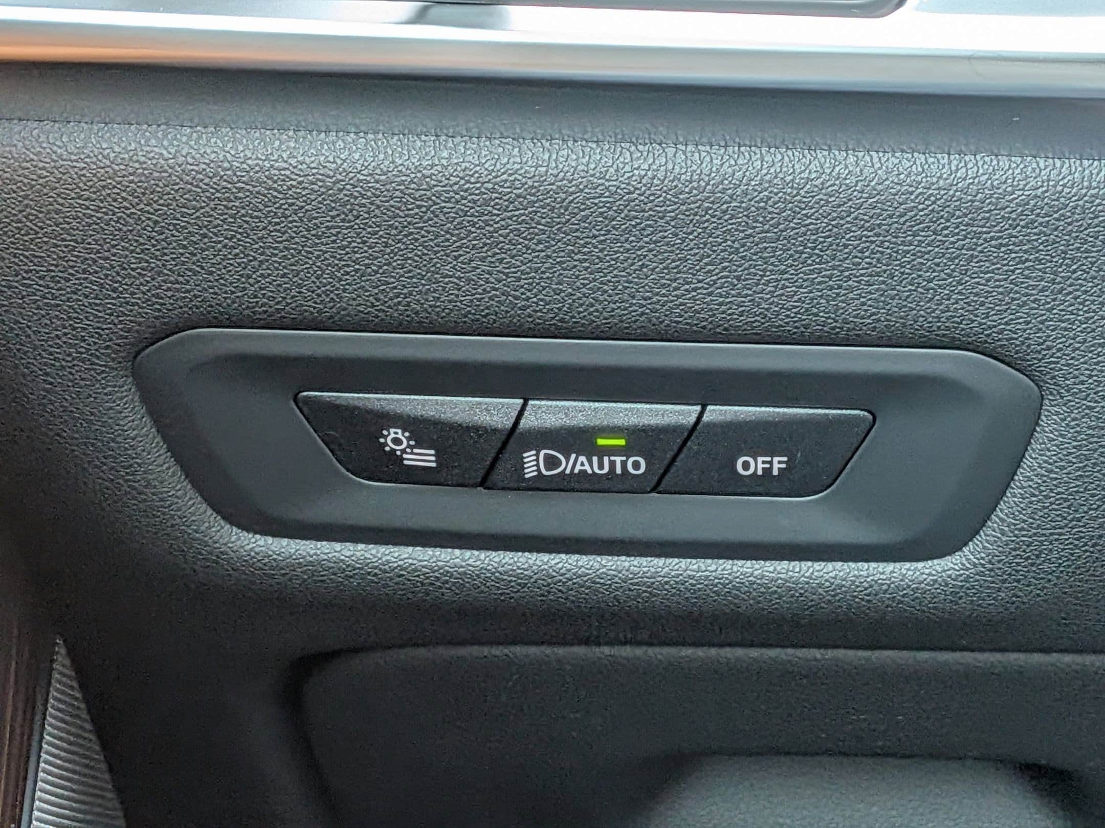 2026 BMW X5 50e - Photo 18