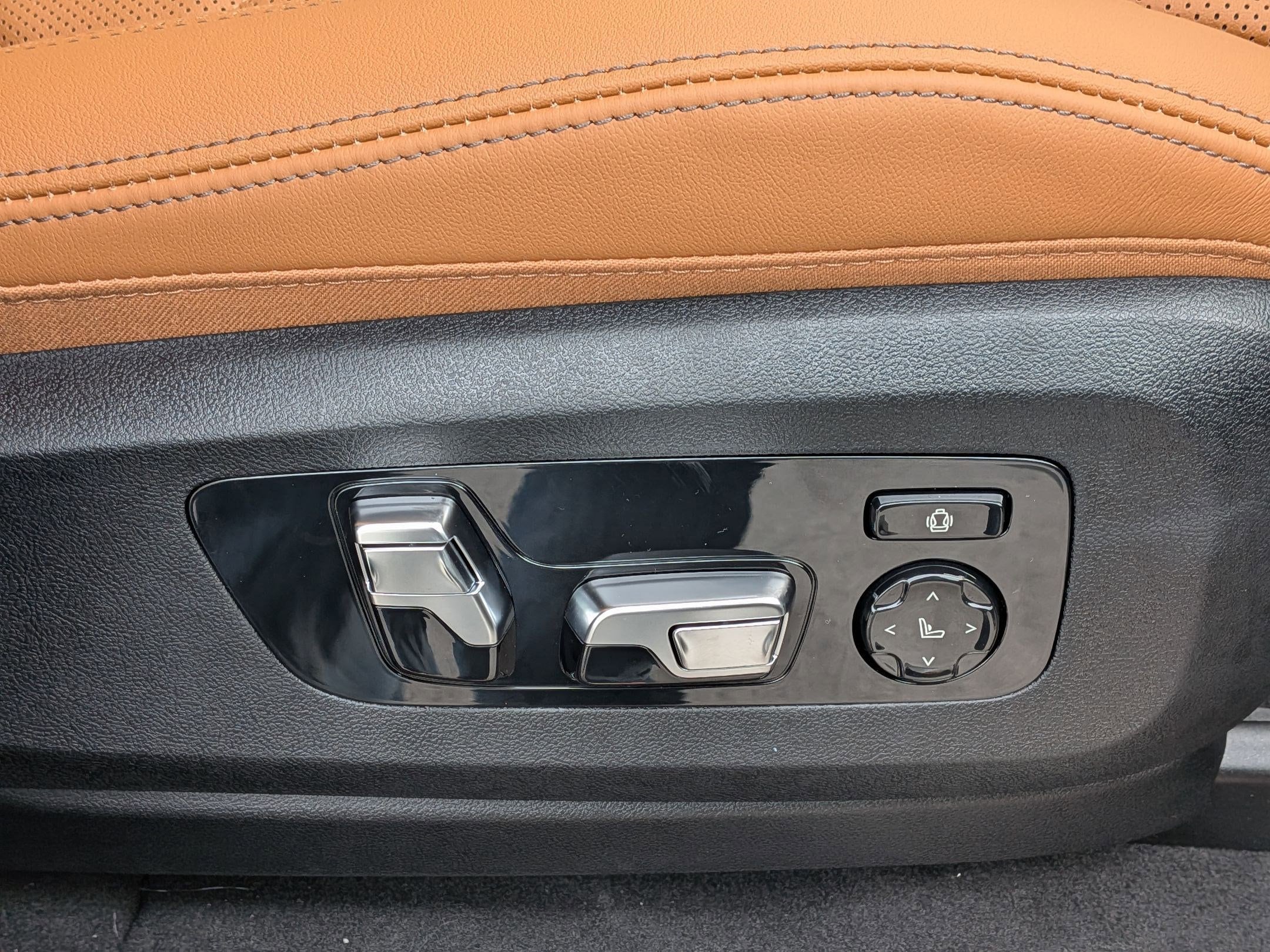 2026 BMW X5 50e - Photo 39