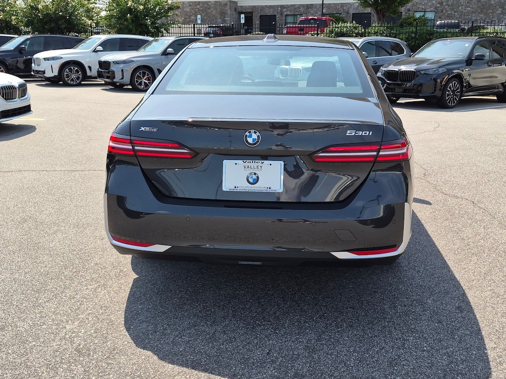 New 2027 BMW 530i xDrive Sedan